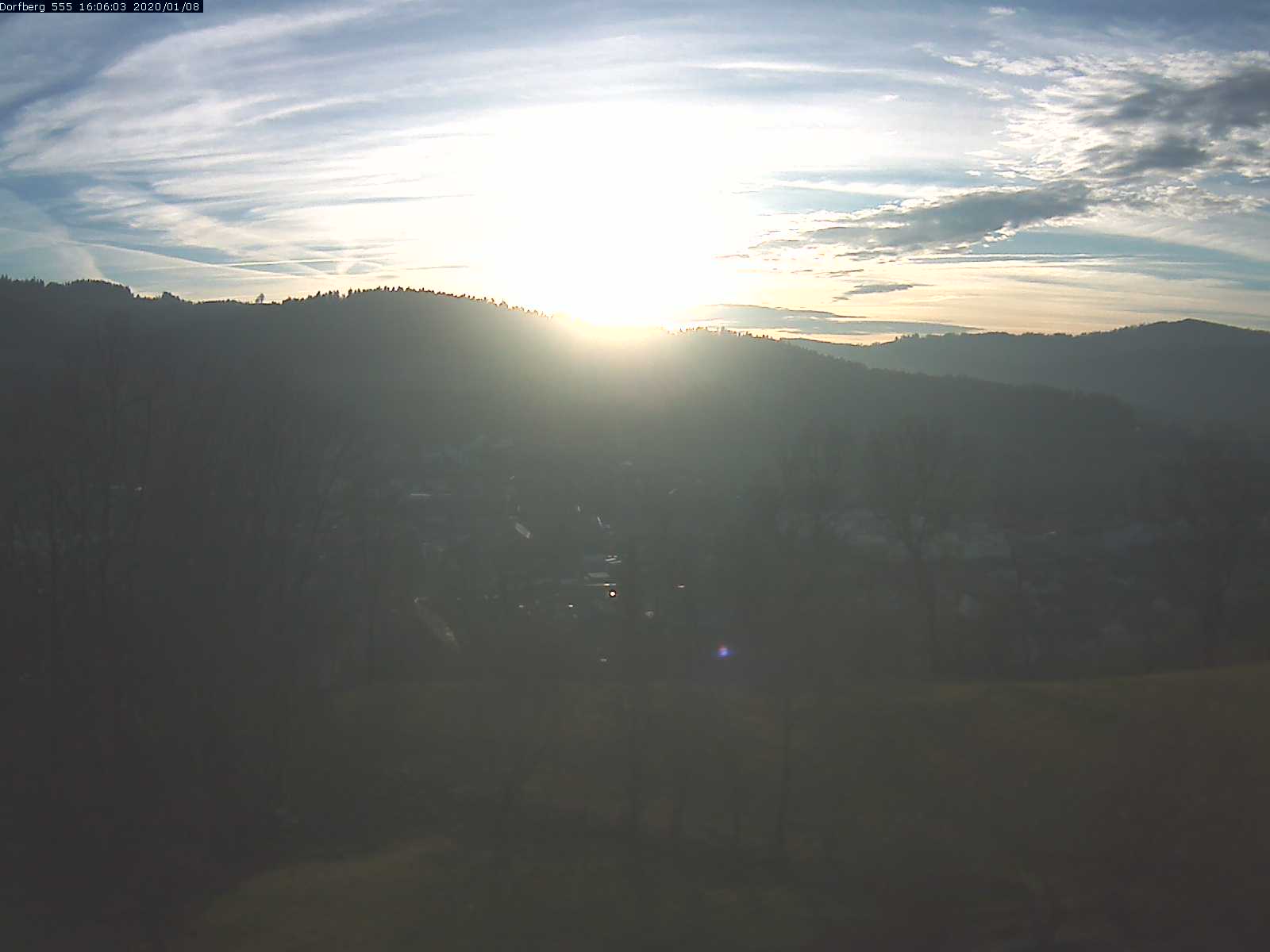 Webcam-Bild: Aussicht vom Dorfberg in Langnau 20200108-160601