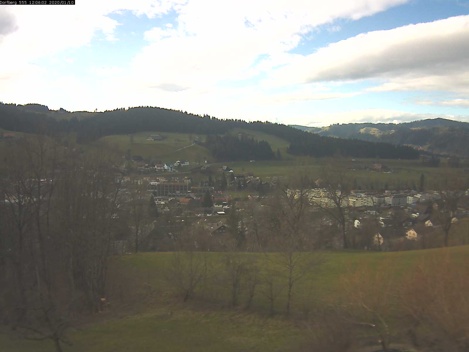 Webcam-Bild: Aussicht vom Dorfberg in Langnau 20200110-120601