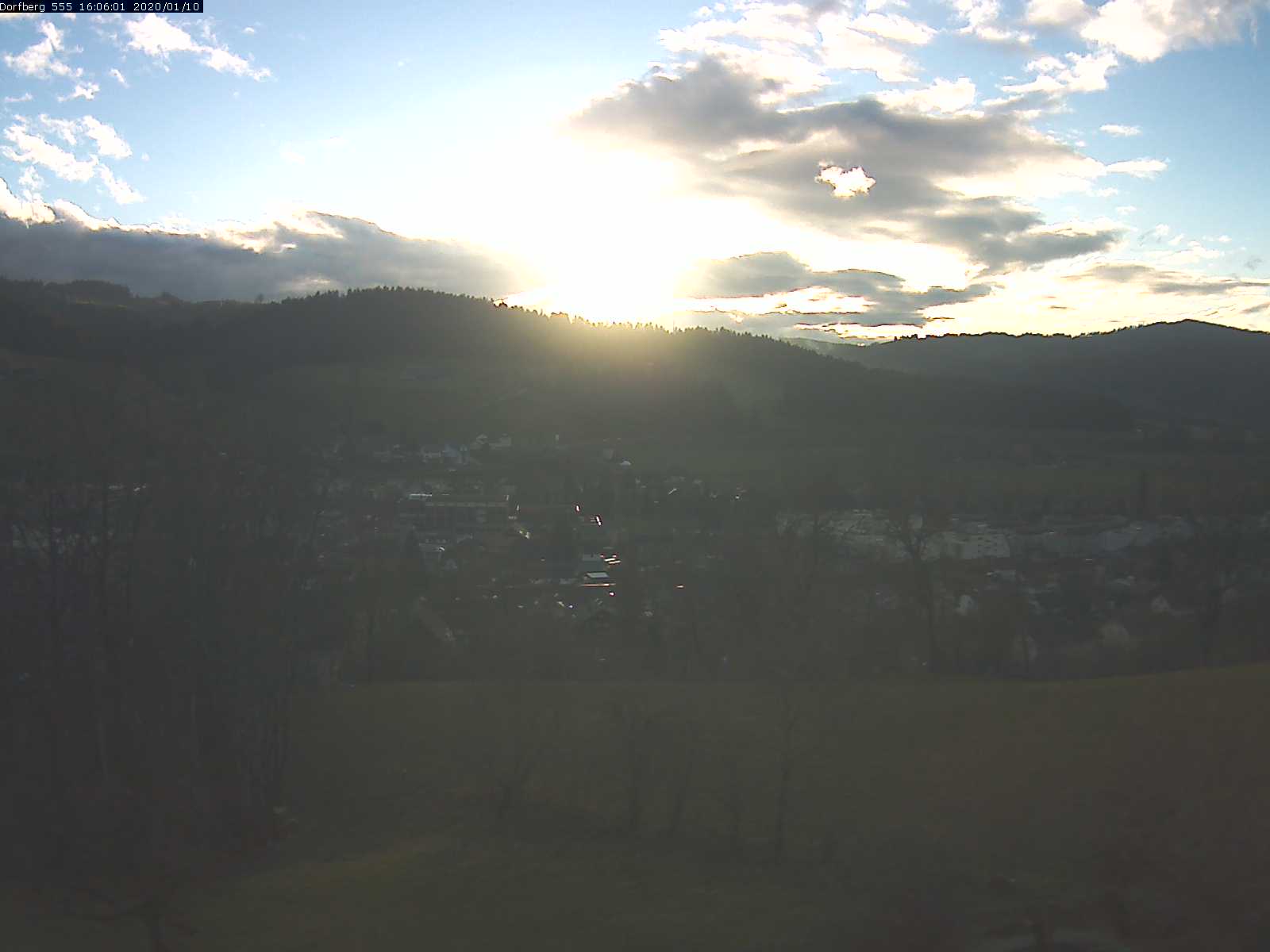 Webcam-Bild: Aussicht vom Dorfberg in Langnau 20200110-160601