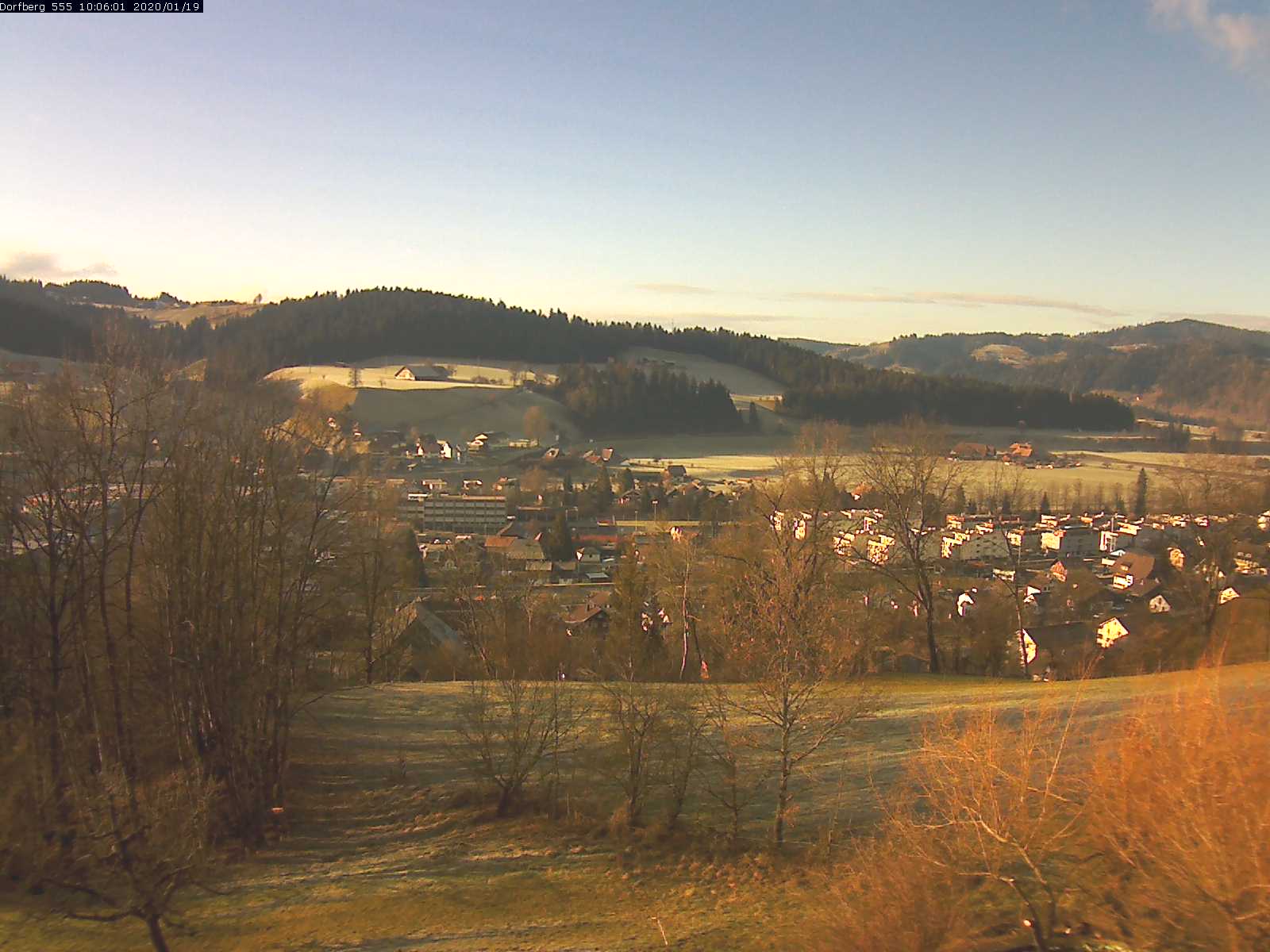 Webcam-Bild: Aussicht vom Dorfberg in Langnau 20200119-100601