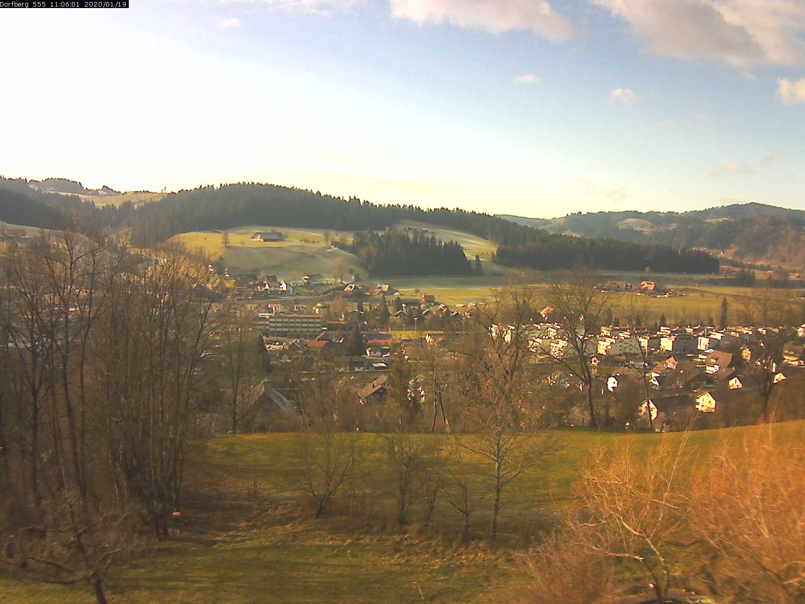 Webcam-Bild: Aussicht vom Dorfberg in Langnau 20200119-110601
