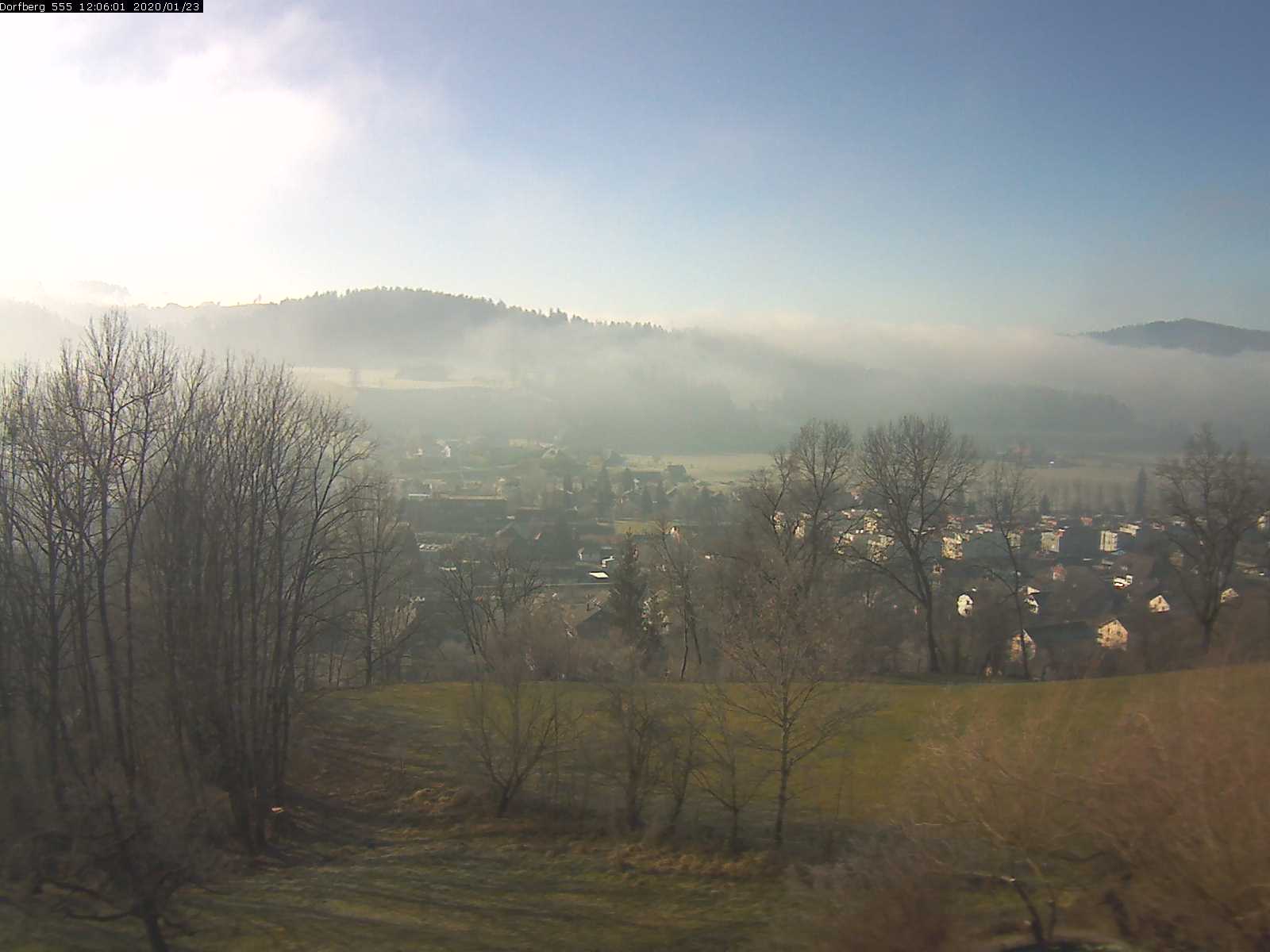 Webcam-Bild: Aussicht vom Dorfberg in Langnau 20200123-120601