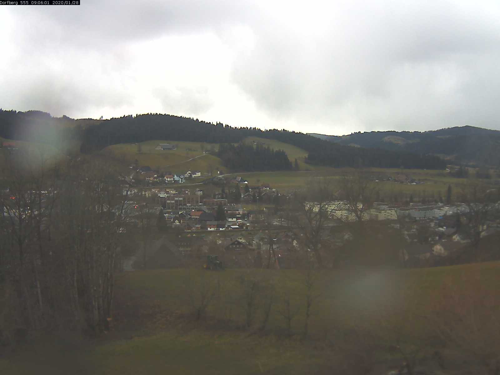 Webcam-Bild: Aussicht vom Dorfberg in Langnau 20200128-090601