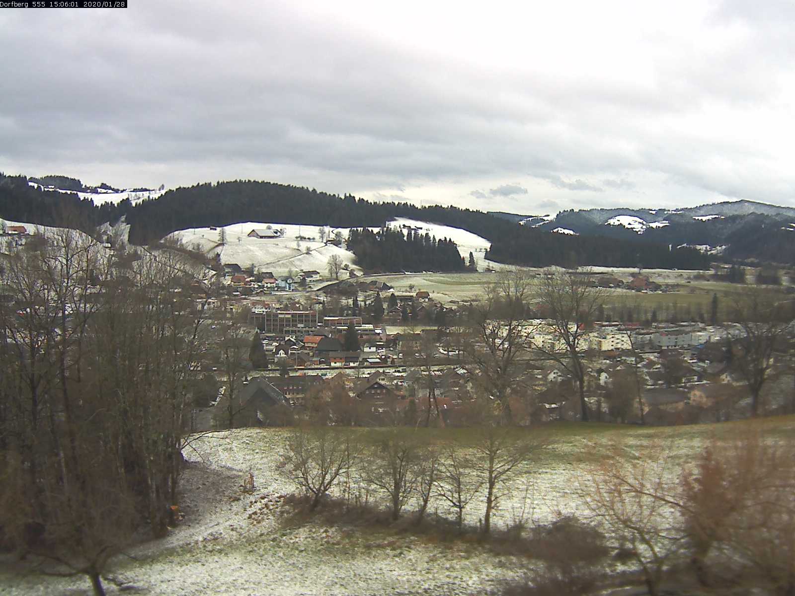 Webcam-Bild: Aussicht vom Dorfberg in Langnau 20200128-150601