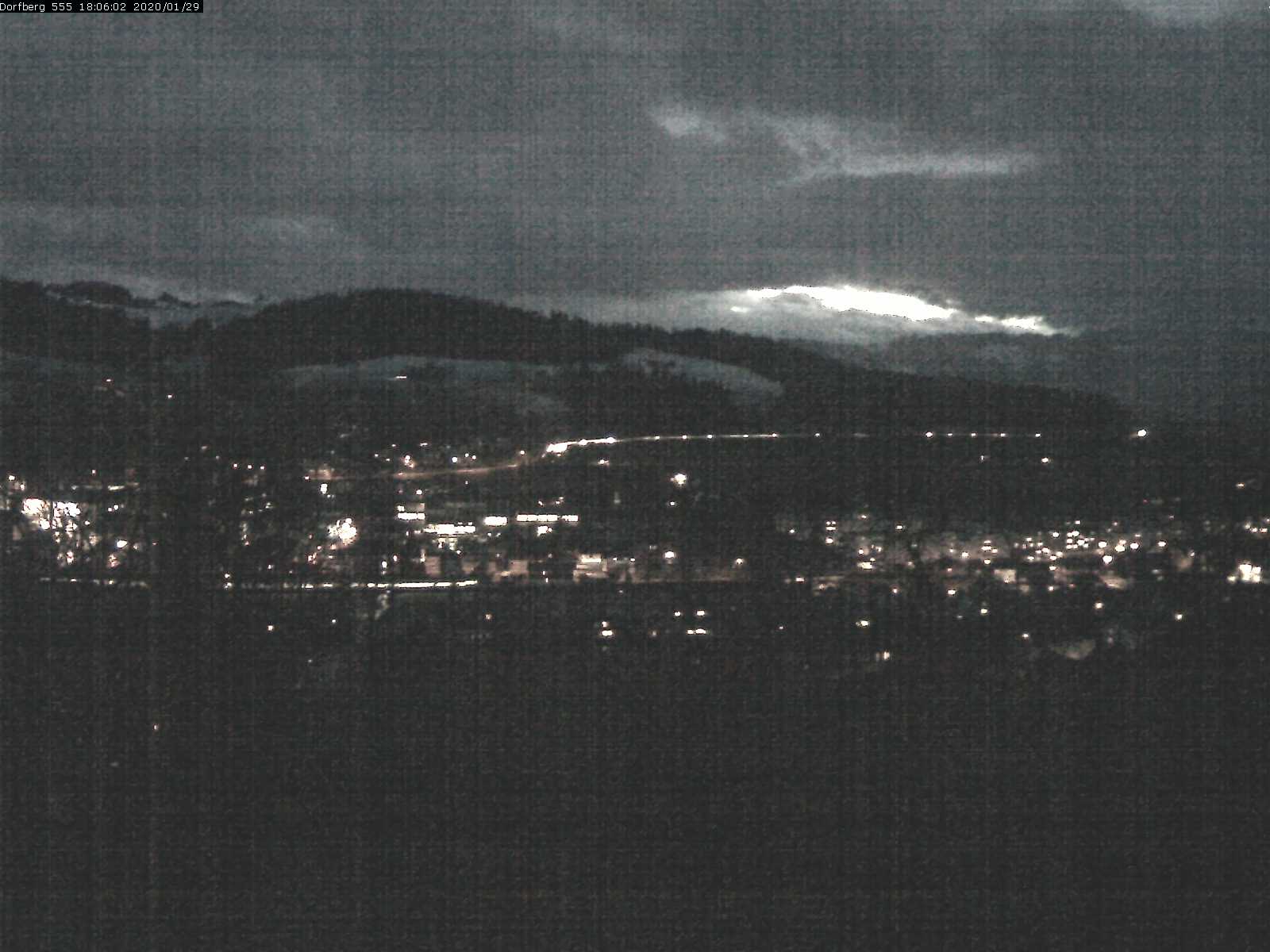 Webcam-Bild: Aussicht vom Dorfberg in Langnau 20200129-180601