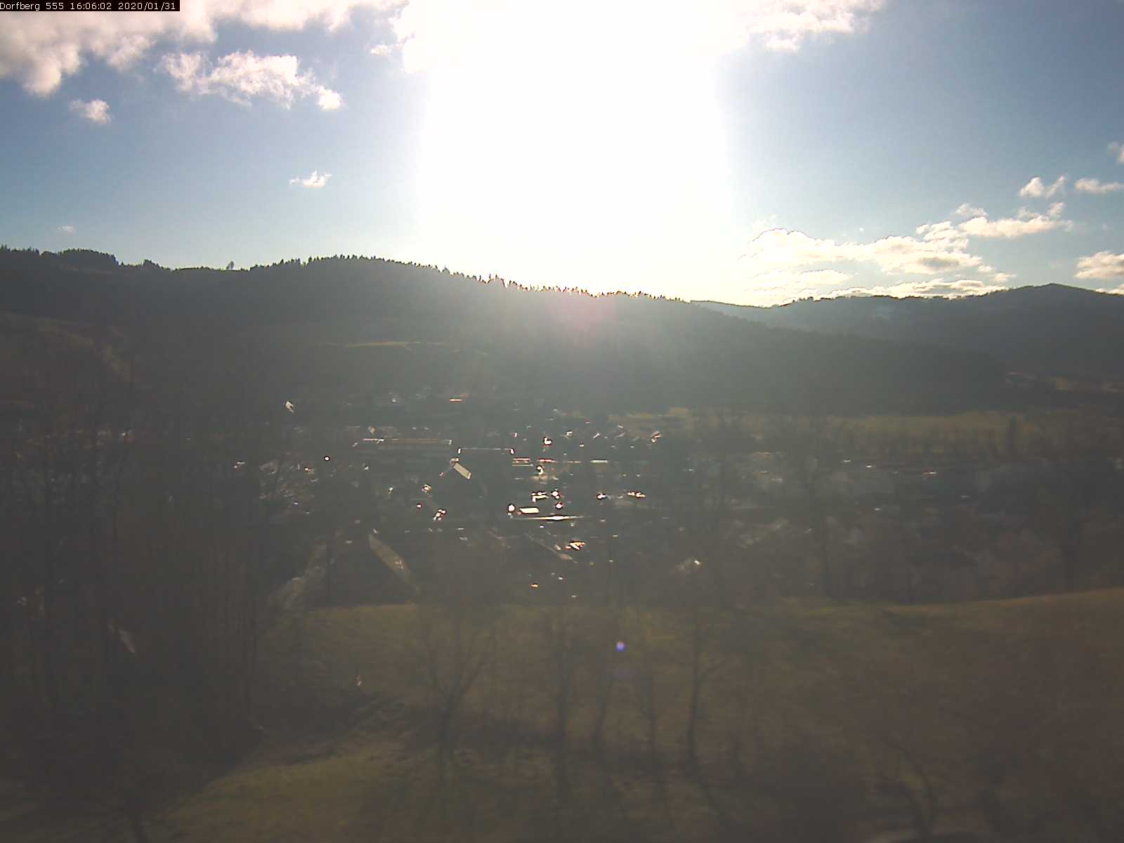 Webcam-Bild: Aussicht vom Dorfberg in Langnau 20200131-160601