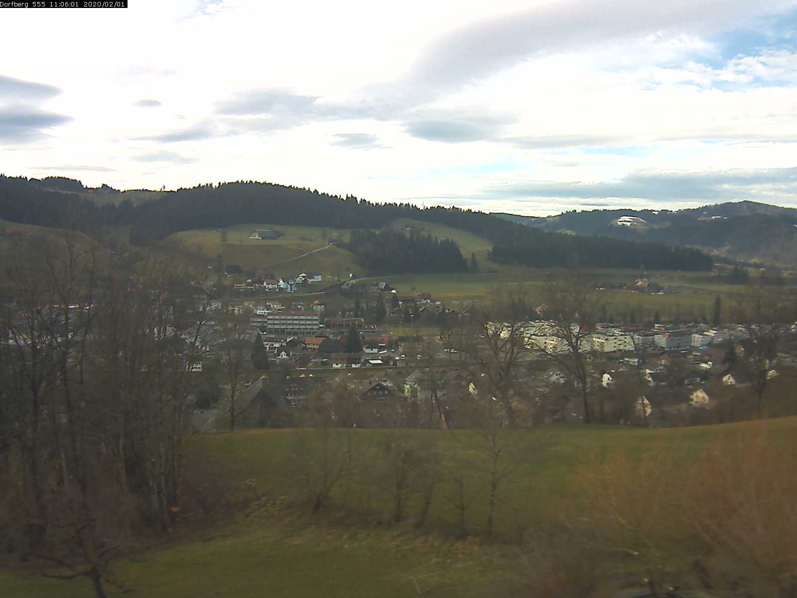 Webcam-Bild: Aussicht vom Dorfberg in Langnau 20200201-110601
