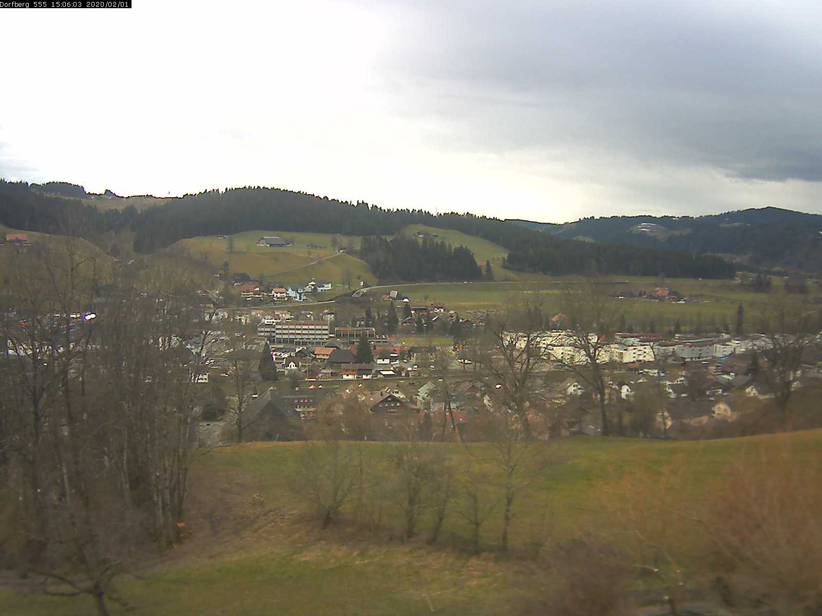 Webcam-Bild: Aussicht vom Dorfberg in Langnau 20200201-150601