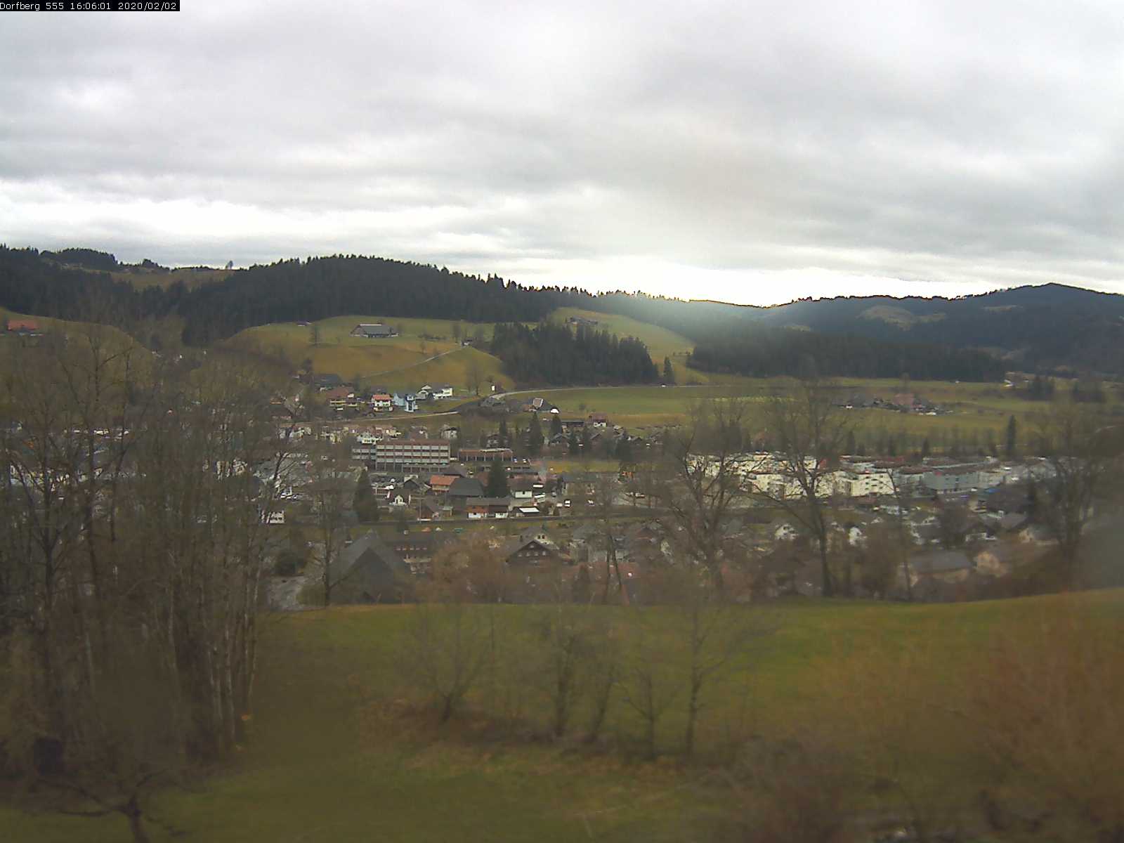 Webcam-Bild: Aussicht vom Dorfberg in Langnau 20200202-160601