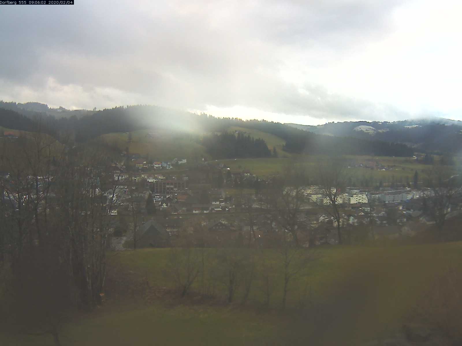 Webcam-Bild: Aussicht vom Dorfberg in Langnau 20200204-090601