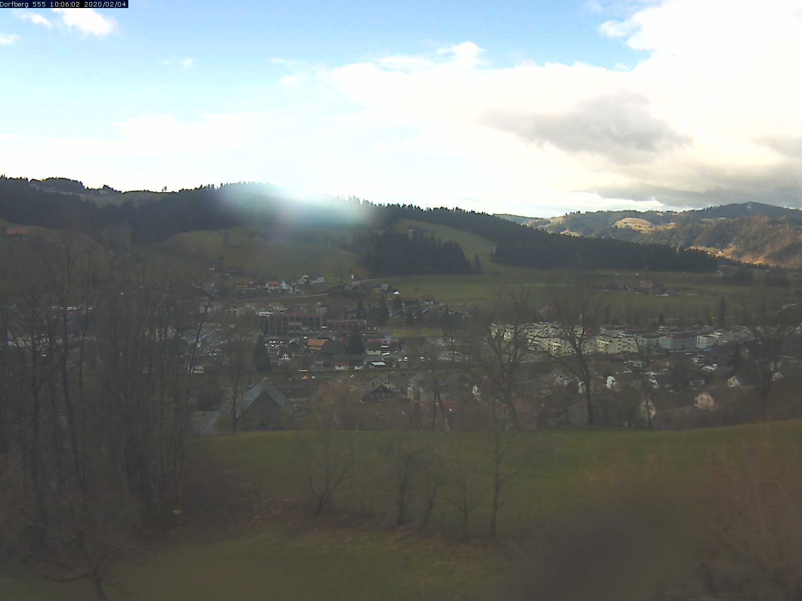 Webcam-Bild: Aussicht vom Dorfberg in Langnau 20200204-100601