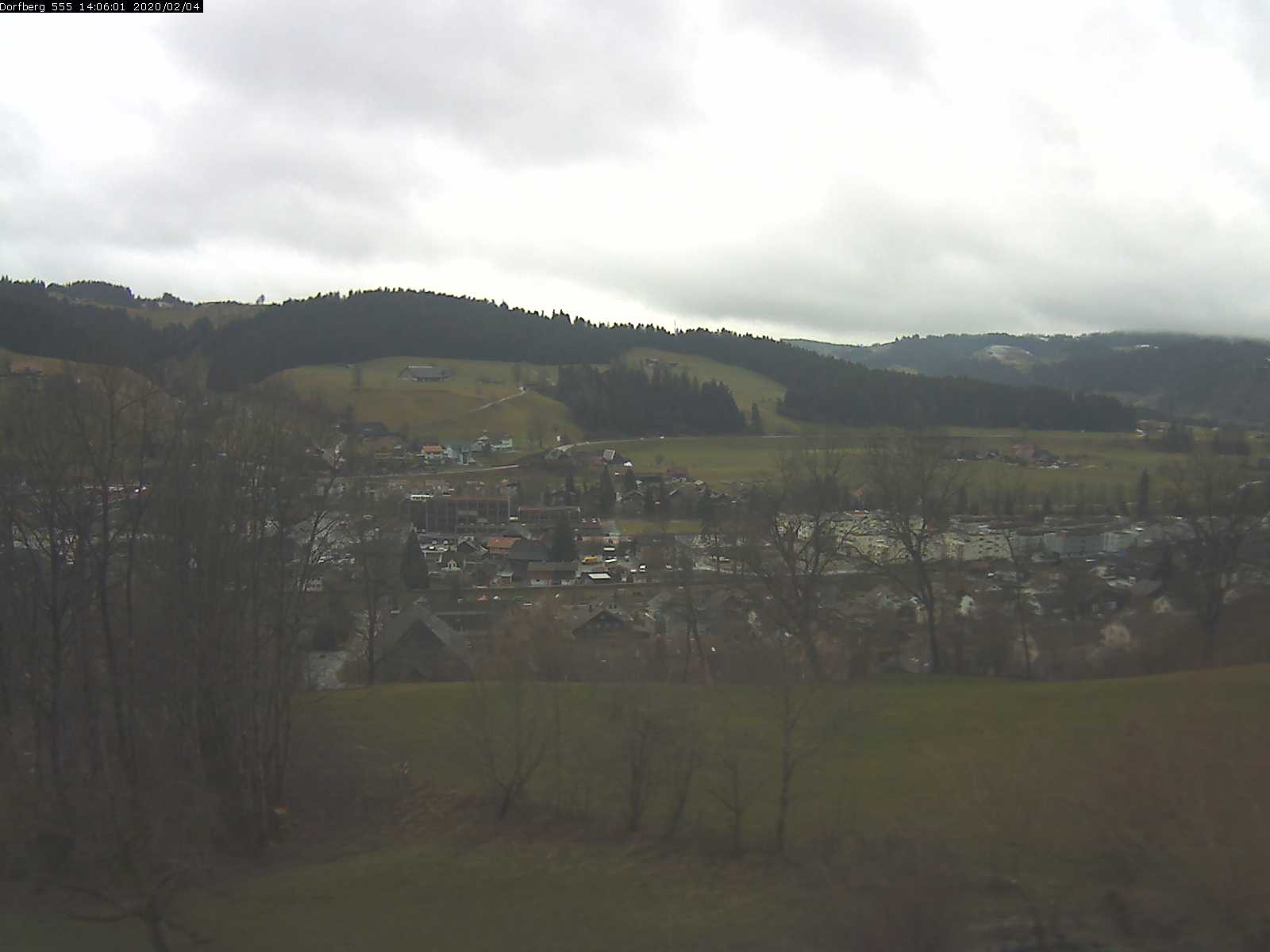Webcam-Bild: Aussicht vom Dorfberg in Langnau 20200204-140601