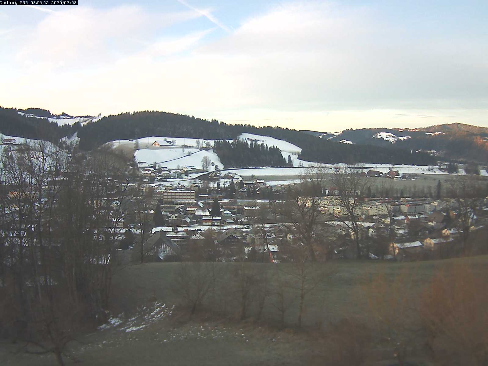 Webcam-Bild: Aussicht vom Dorfberg in Langnau 20200208-080601