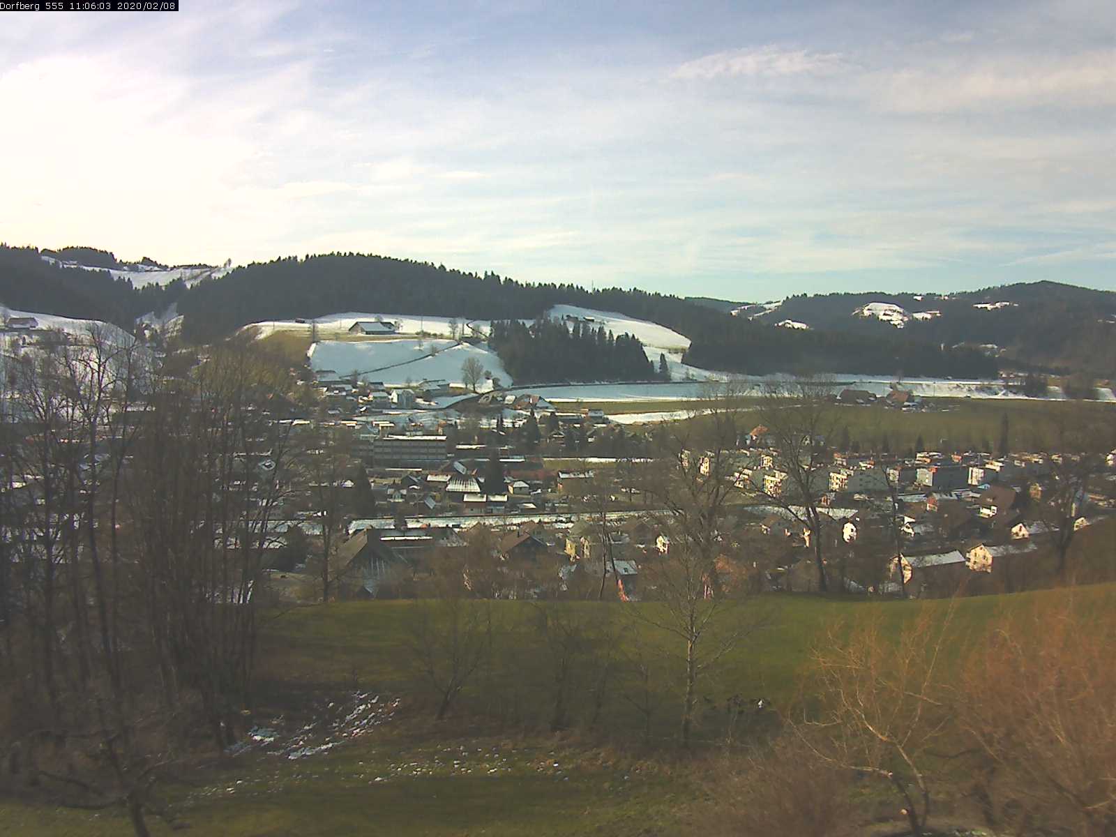 Webcam-Bild: Aussicht vom Dorfberg in Langnau 20200208-110601