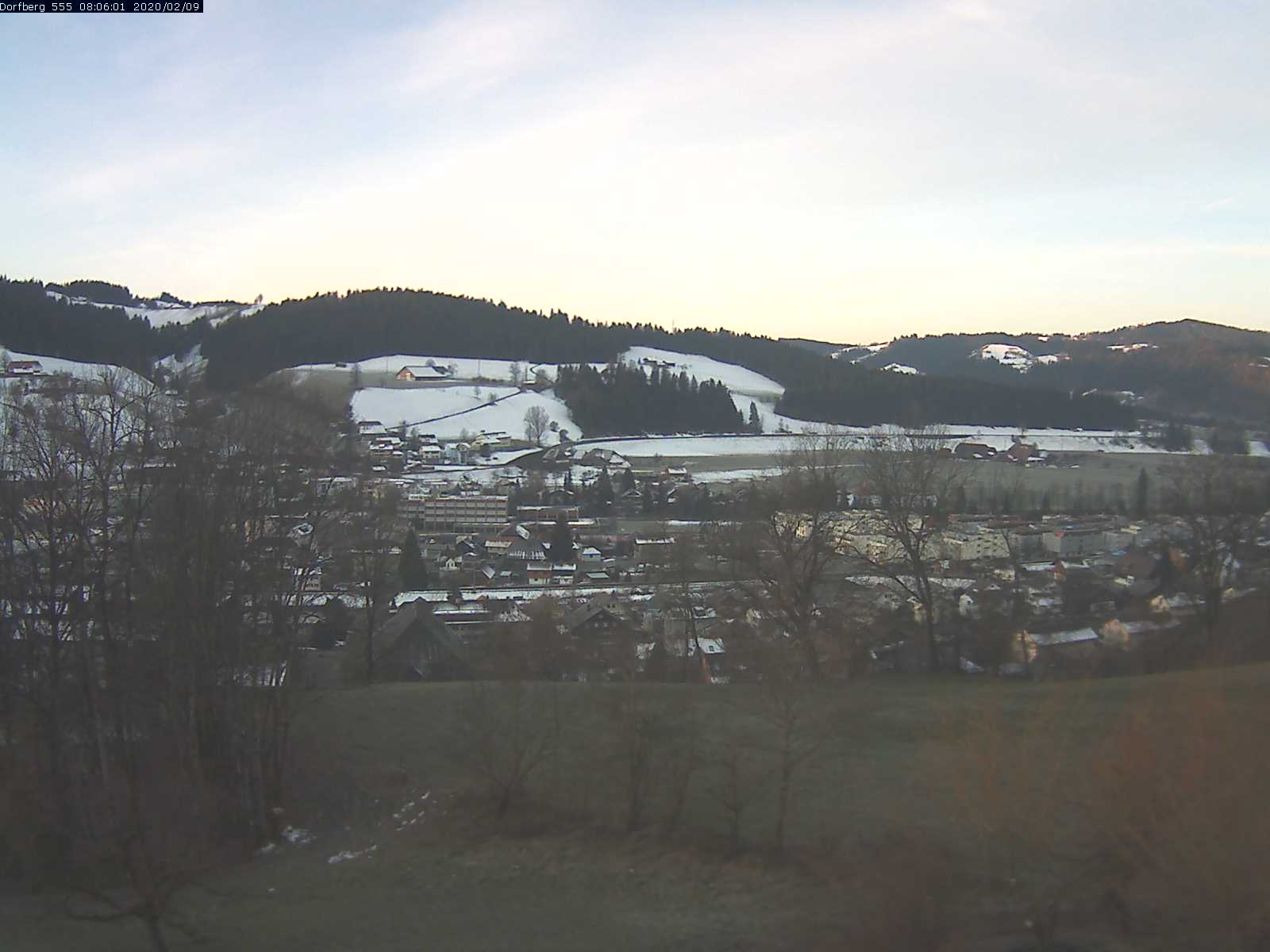 Webcam-Bild: Aussicht vom Dorfberg in Langnau 20200209-080601