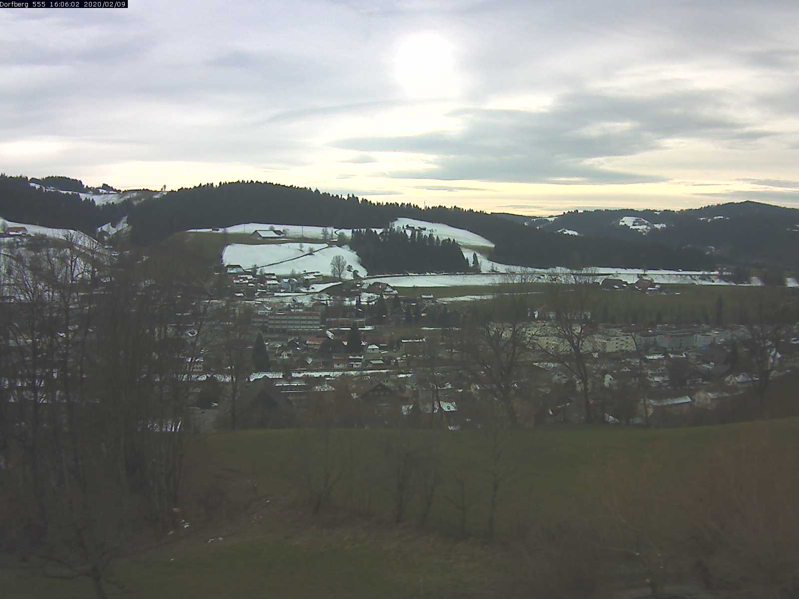 Webcam-Bild: Aussicht vom Dorfberg in Langnau 20200209-160601