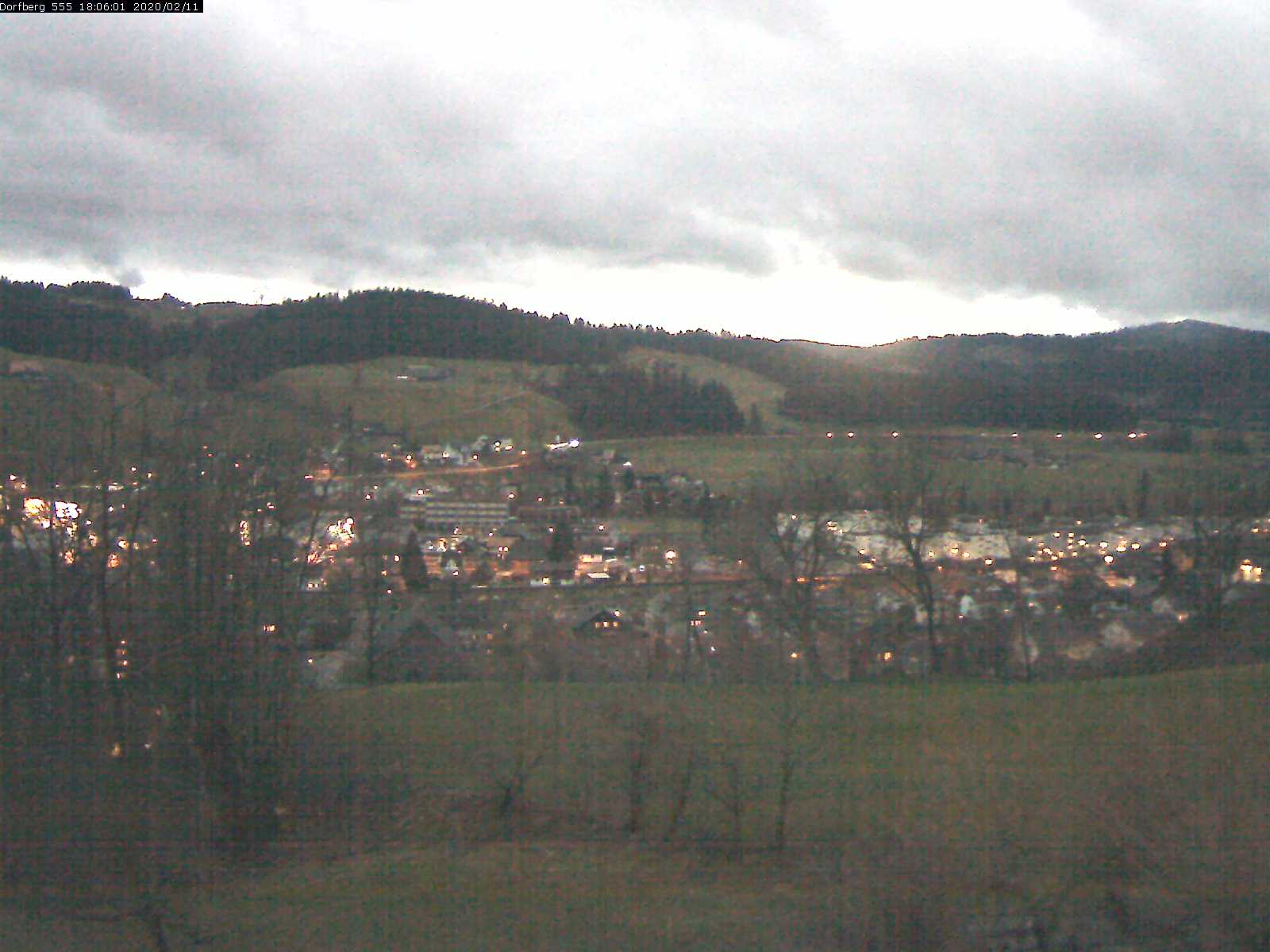 Webcam-Bild: Aussicht vom Dorfberg in Langnau 20200211-180601