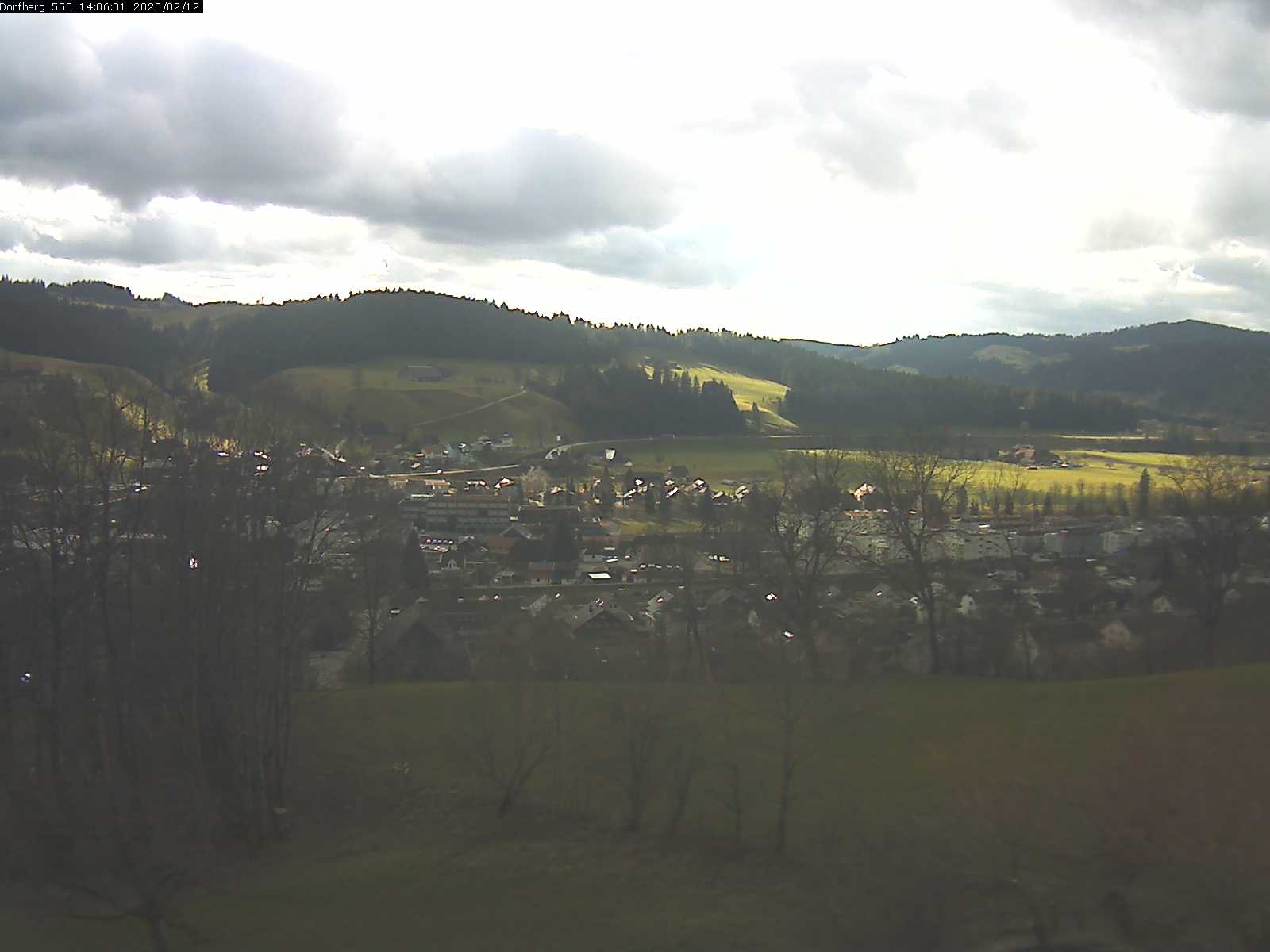 Webcam-Bild: Aussicht vom Dorfberg in Langnau 20200212-140601