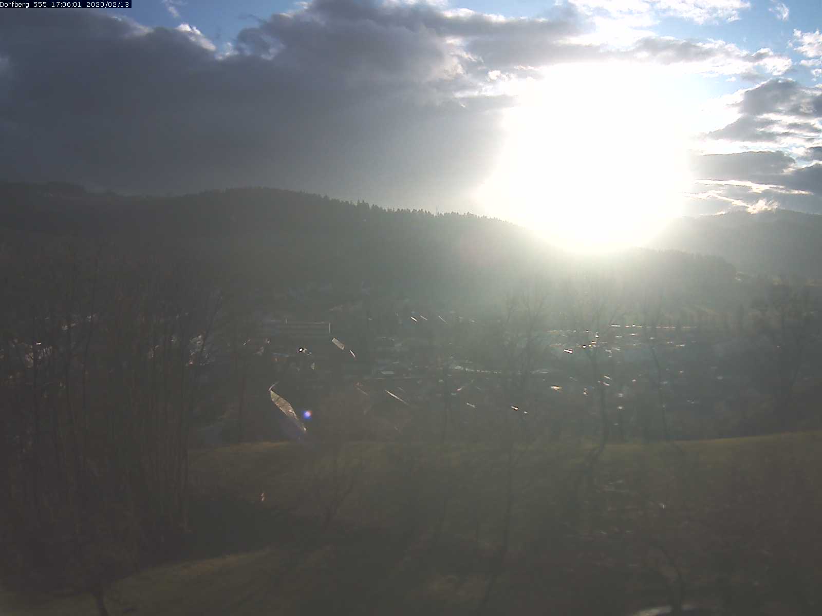 Webcam-Bild: Aussicht vom Dorfberg in Langnau 20200213-170601
