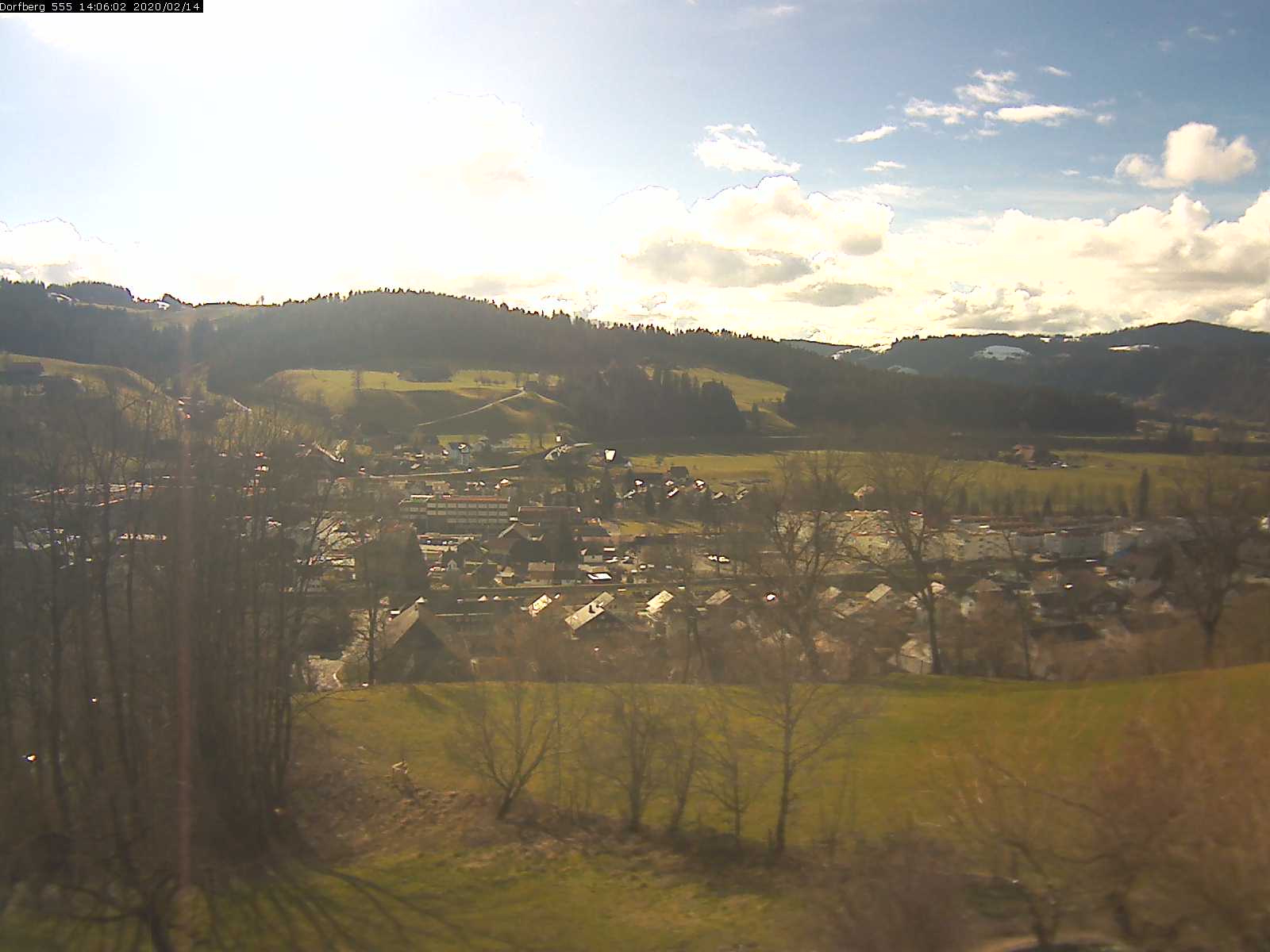 Webcam-Bild: Aussicht vom Dorfberg in Langnau 20200214-140601