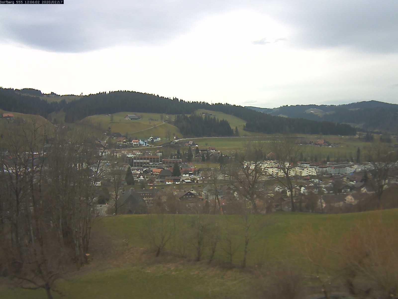 Webcam-Bild: Aussicht vom Dorfberg in Langnau 20200217-120601