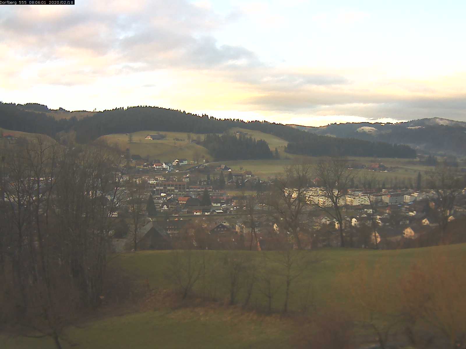 Webcam-Bild: Aussicht vom Dorfberg in Langnau 20200218-080601