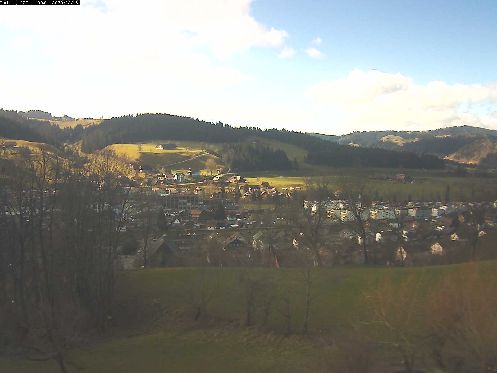 Webcam-Bild: Aussicht vom Dorfberg in Langnau 20200218-110601