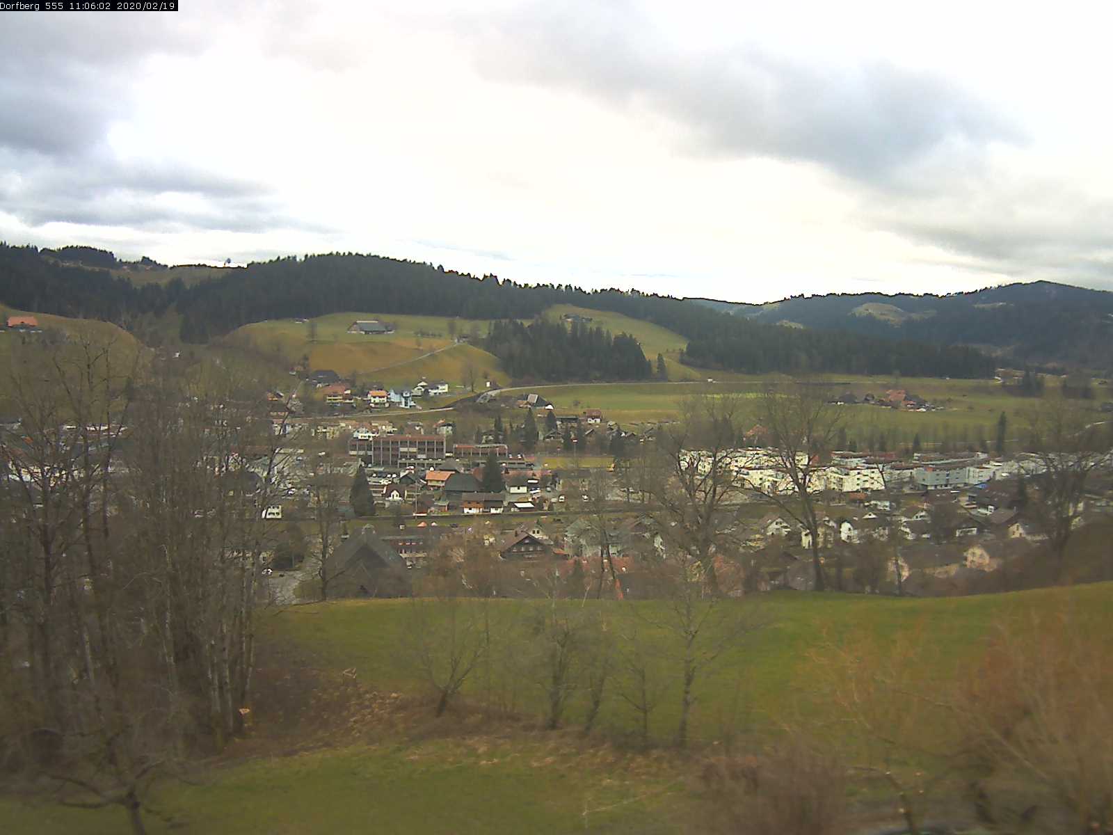 Webcam-Bild: Aussicht vom Dorfberg in Langnau 20200219-110601