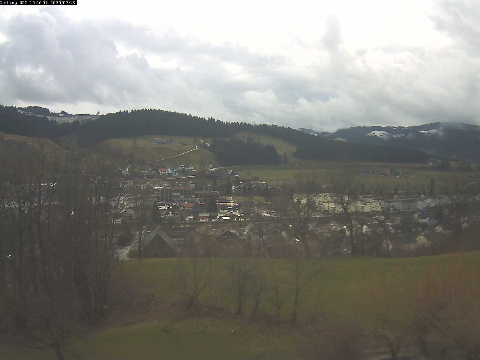 Webcam-Bild: Aussicht vom Dorfberg in Langnau 20200219-160601