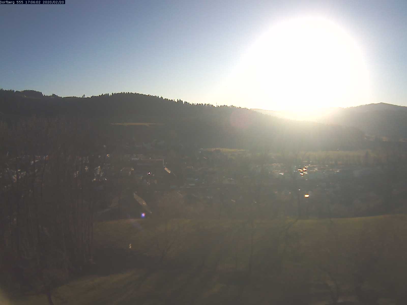 Webcam-Bild: Aussicht vom Dorfberg in Langnau 20200220-170601