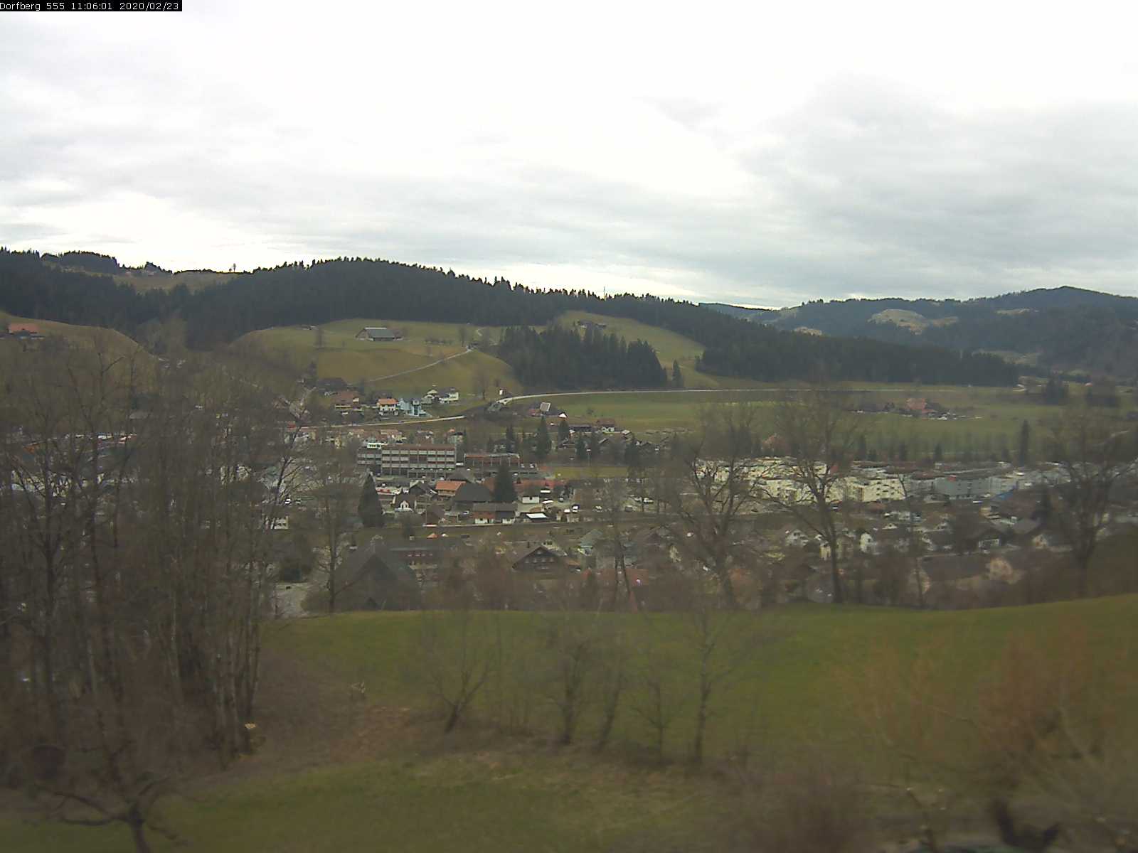 Webcam-Bild: Aussicht vom Dorfberg in Langnau 20200223-110601