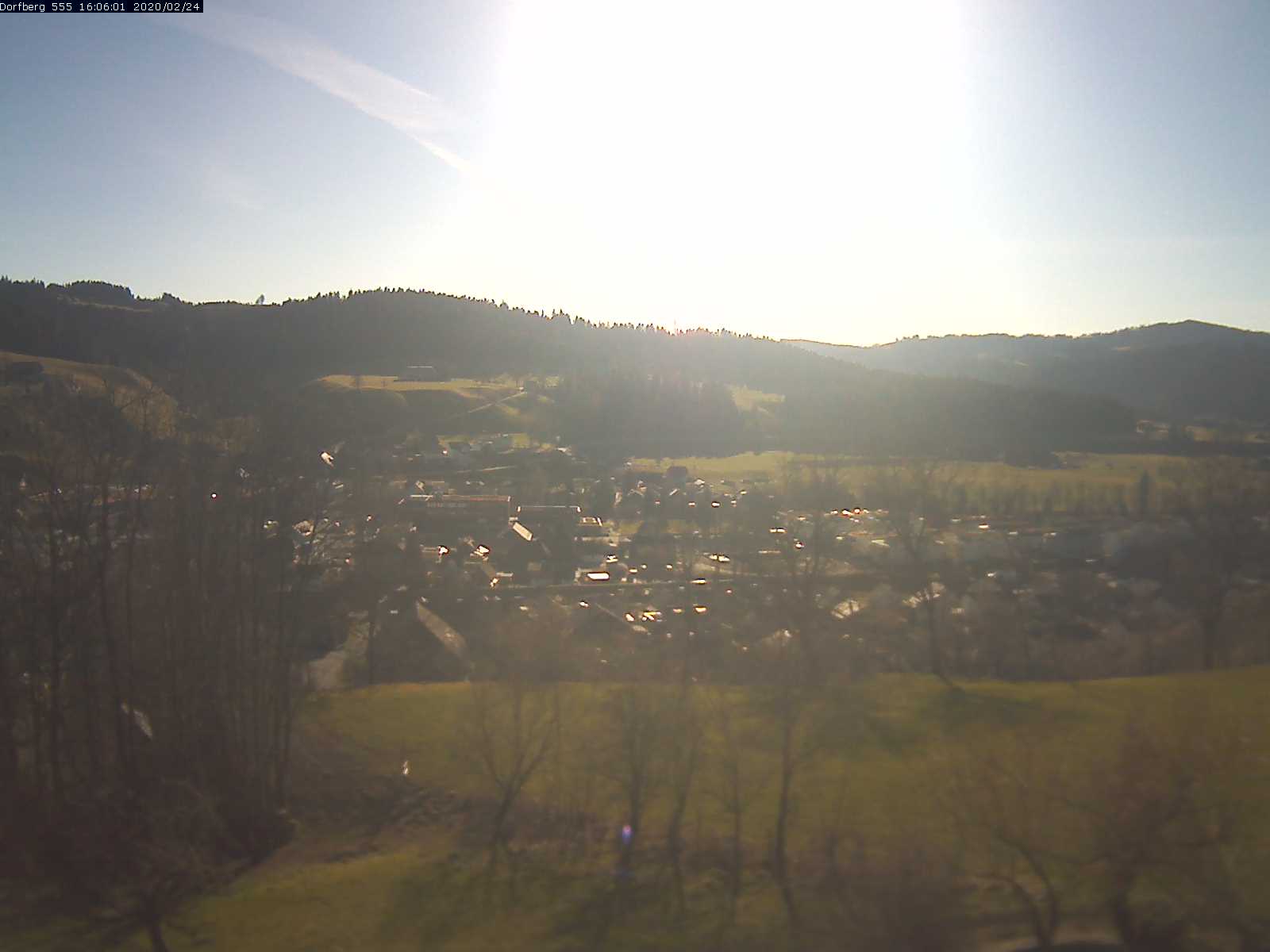 Webcam-Bild: Aussicht vom Dorfberg in Langnau 20200224-160601