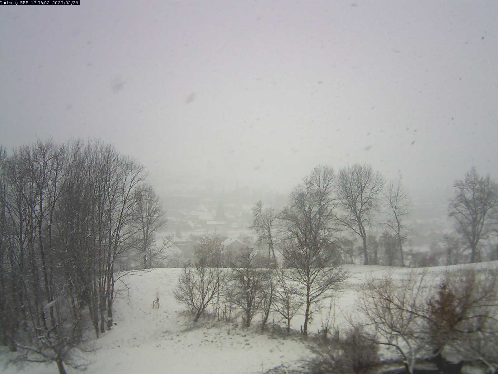 Webcam-Bild: Aussicht vom Dorfberg in Langnau 20200226-170601