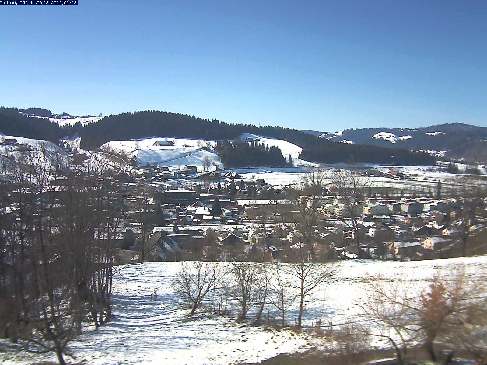 Webcam-Bild: Aussicht vom Dorfberg in Langnau 20200228-110601
