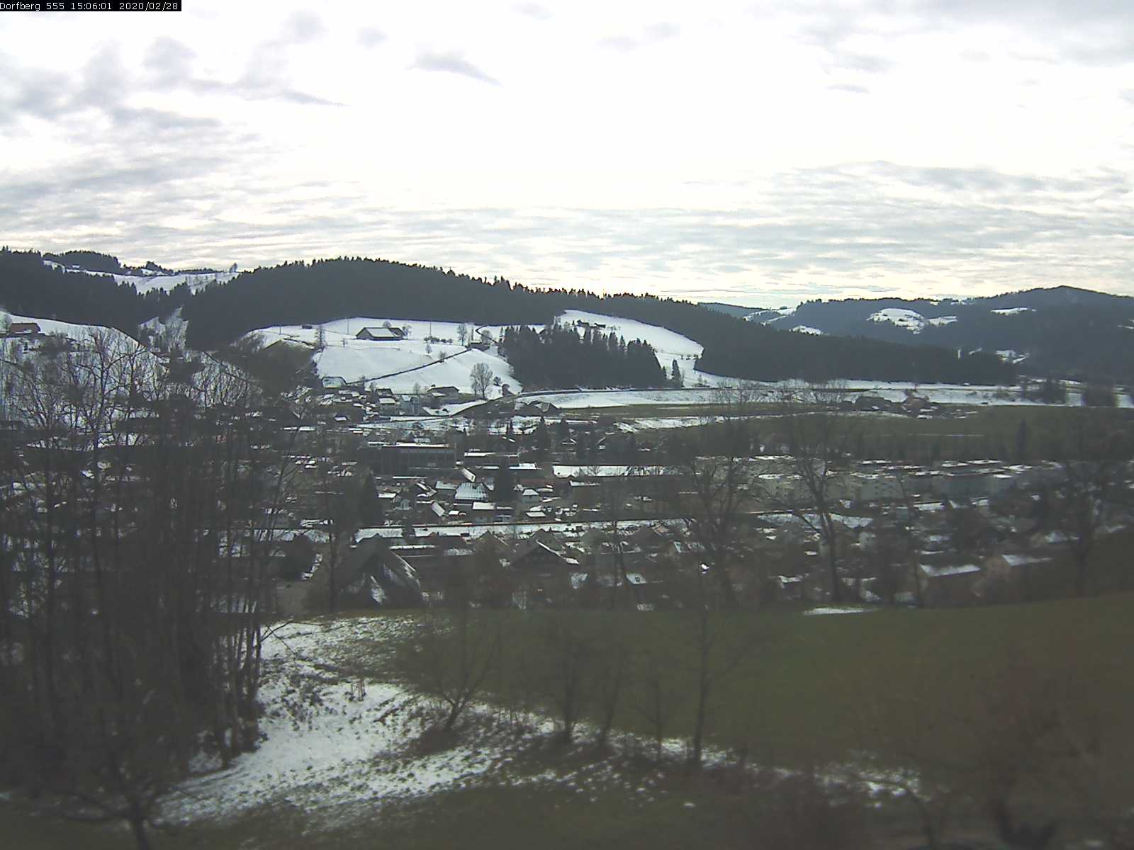 Webcam-Bild: Aussicht vom Dorfberg in Langnau 20200228-150601