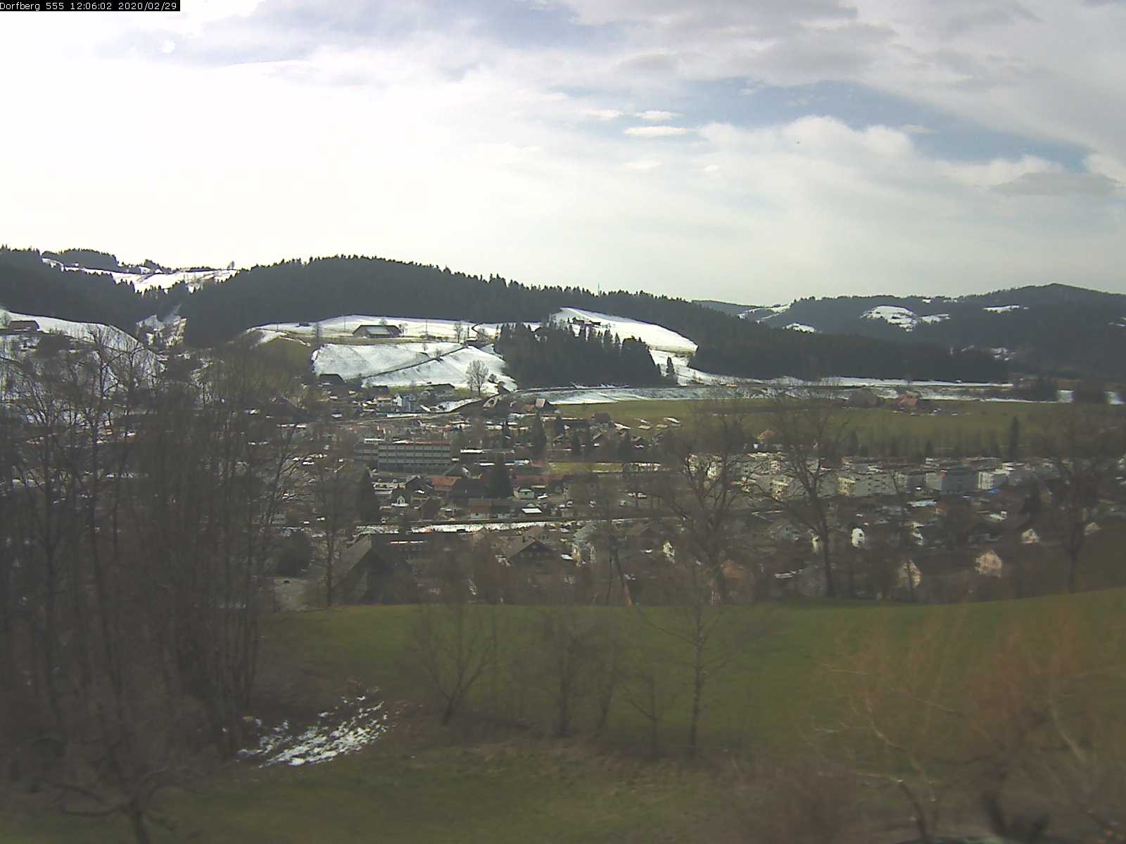 Webcam-Bild: Aussicht vom Dorfberg in Langnau 20200229-120601