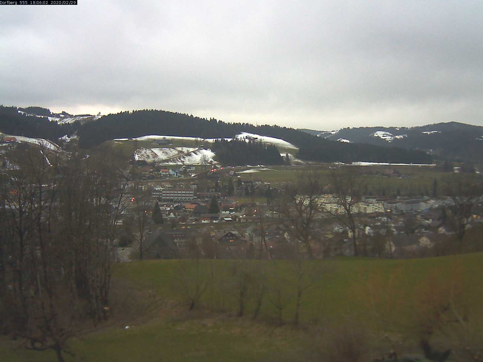 Webcam-Bild: Aussicht vom Dorfberg in Langnau 20200229-180601