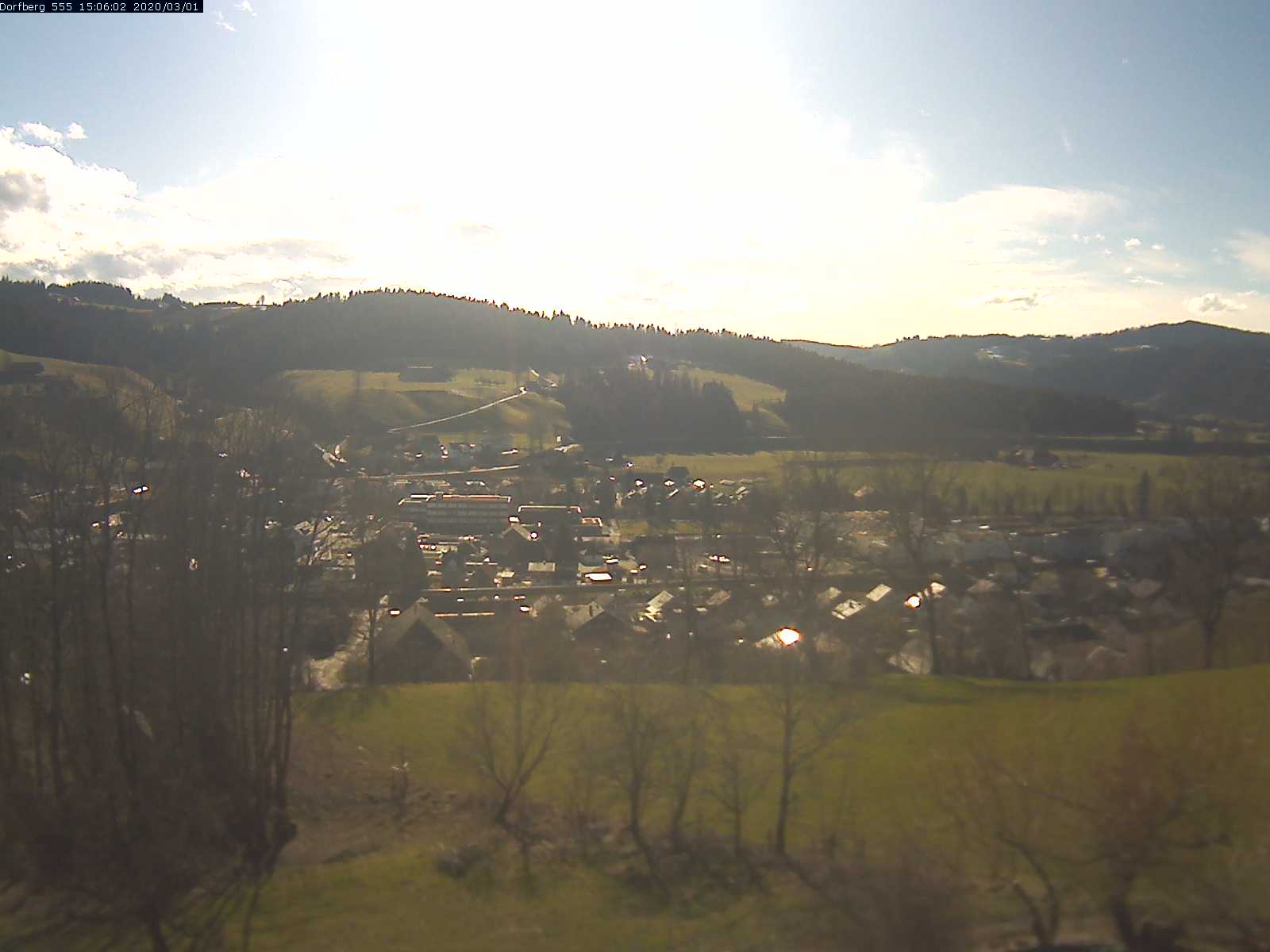 Webcam-Bild: Aussicht vom Dorfberg in Langnau 20200301-150601