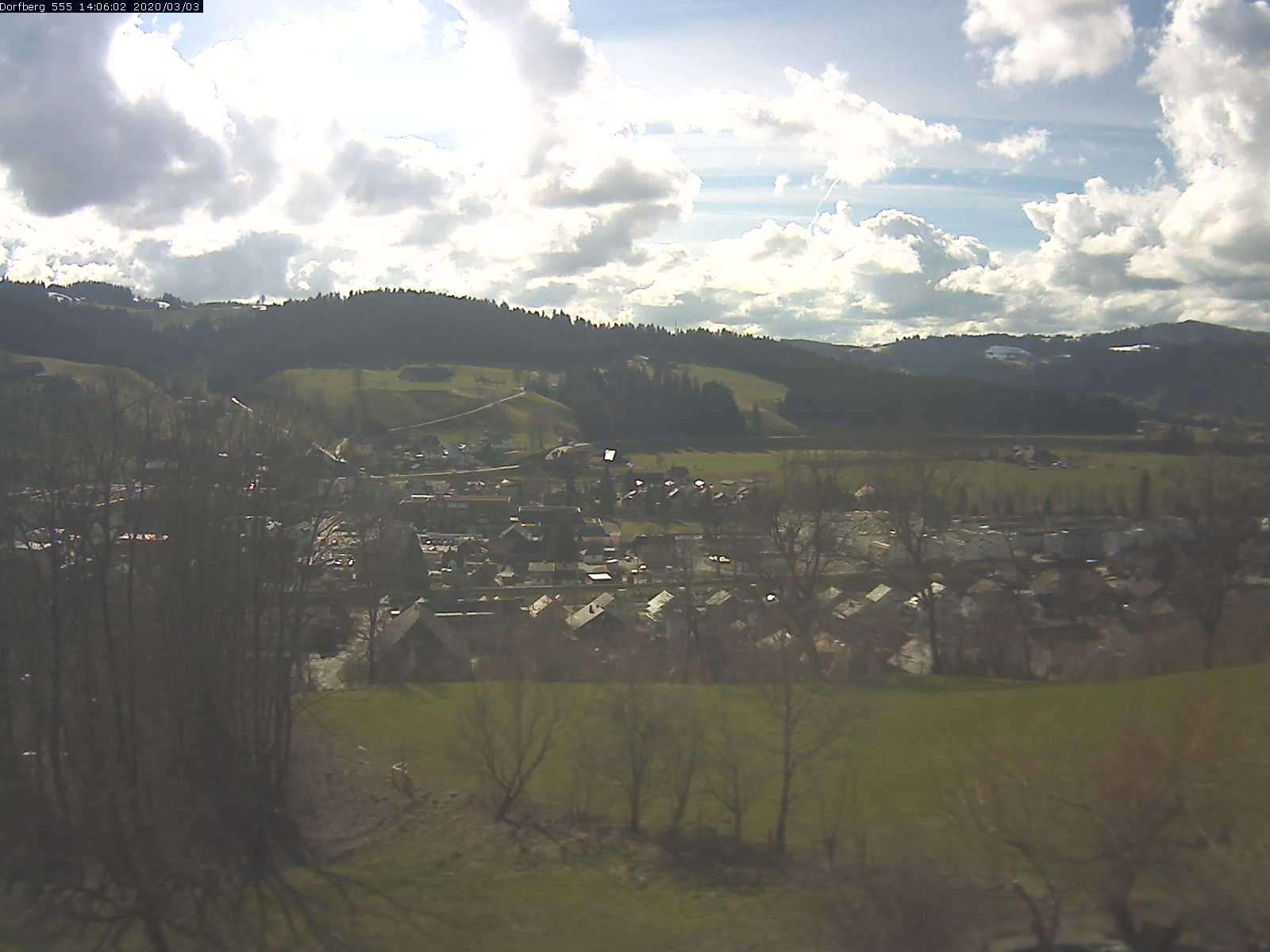 Webcam-Bild: Aussicht vom Dorfberg in Langnau 20200303-140601