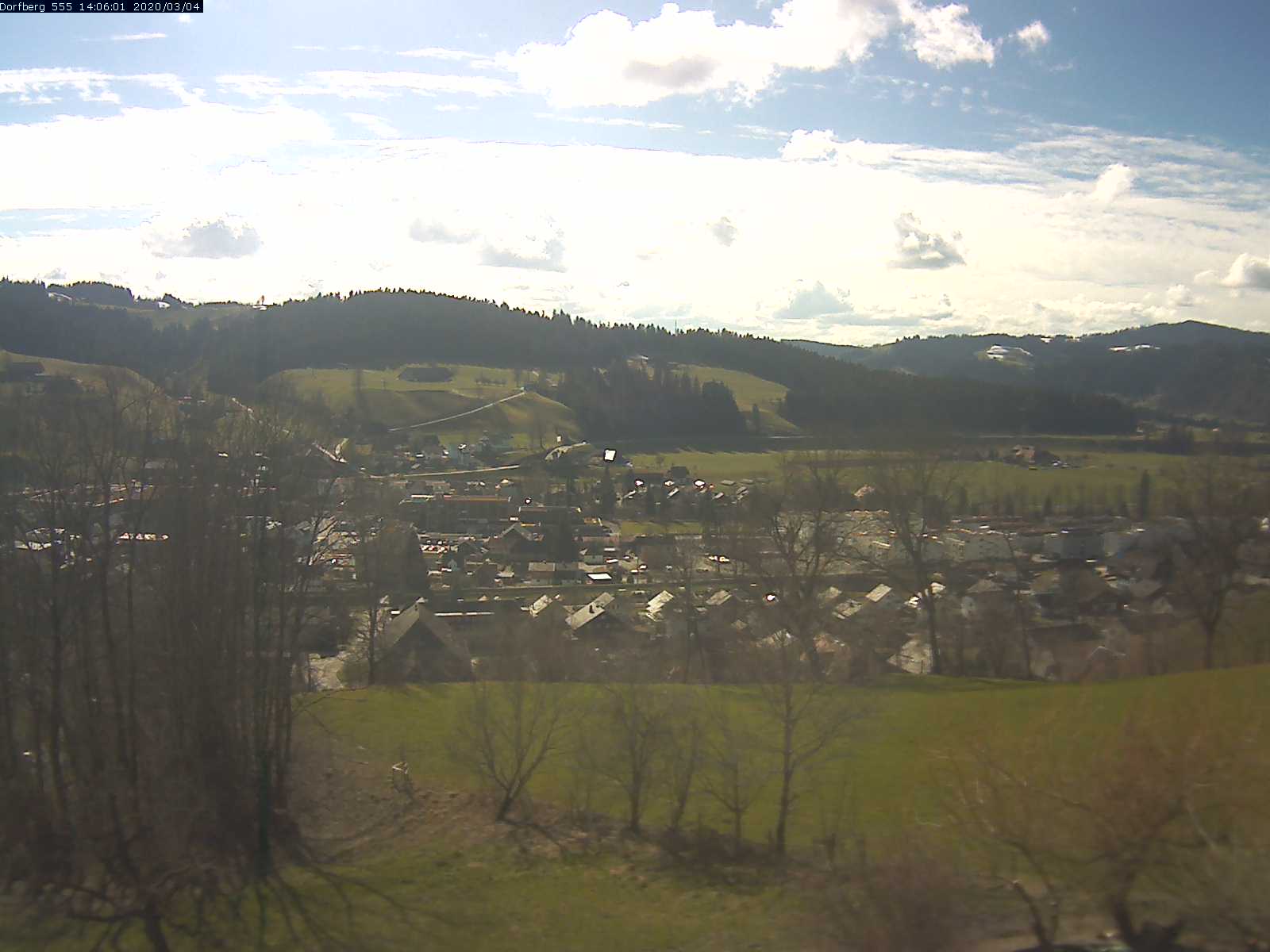 Webcam-Bild: Aussicht vom Dorfberg in Langnau 20200304-140601