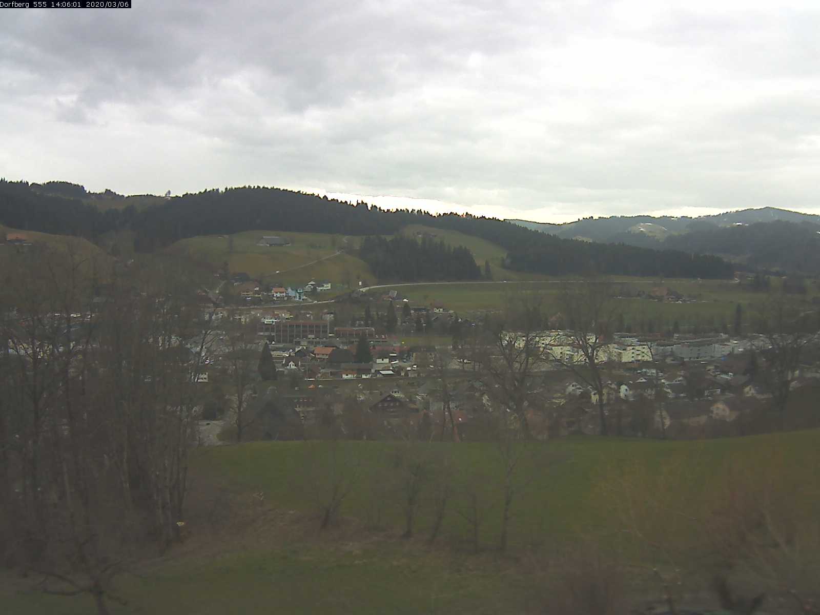 Webcam-Bild: Aussicht vom Dorfberg in Langnau 20200306-140601