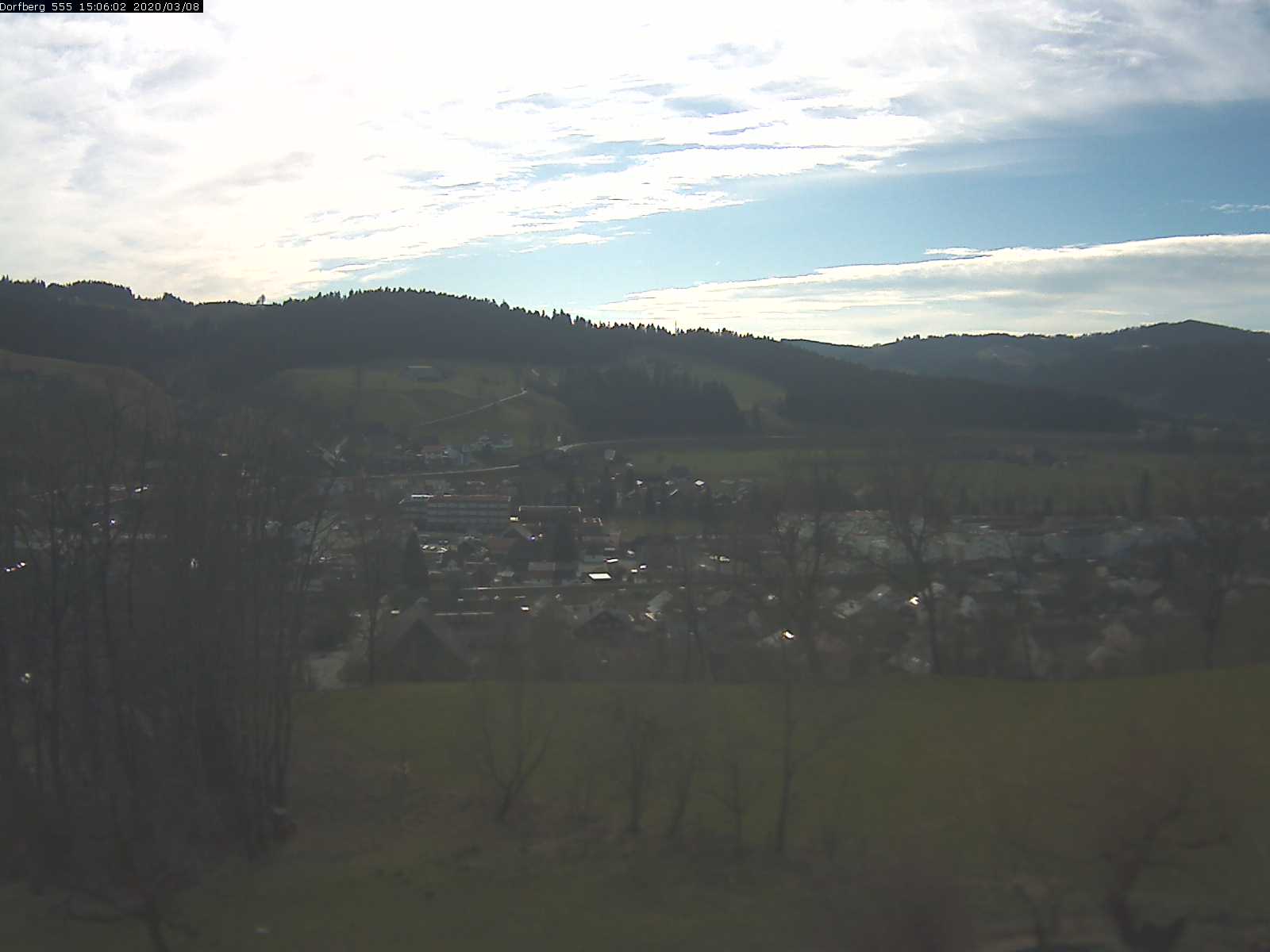 Webcam-Bild: Aussicht vom Dorfberg in Langnau 20200308-150601
