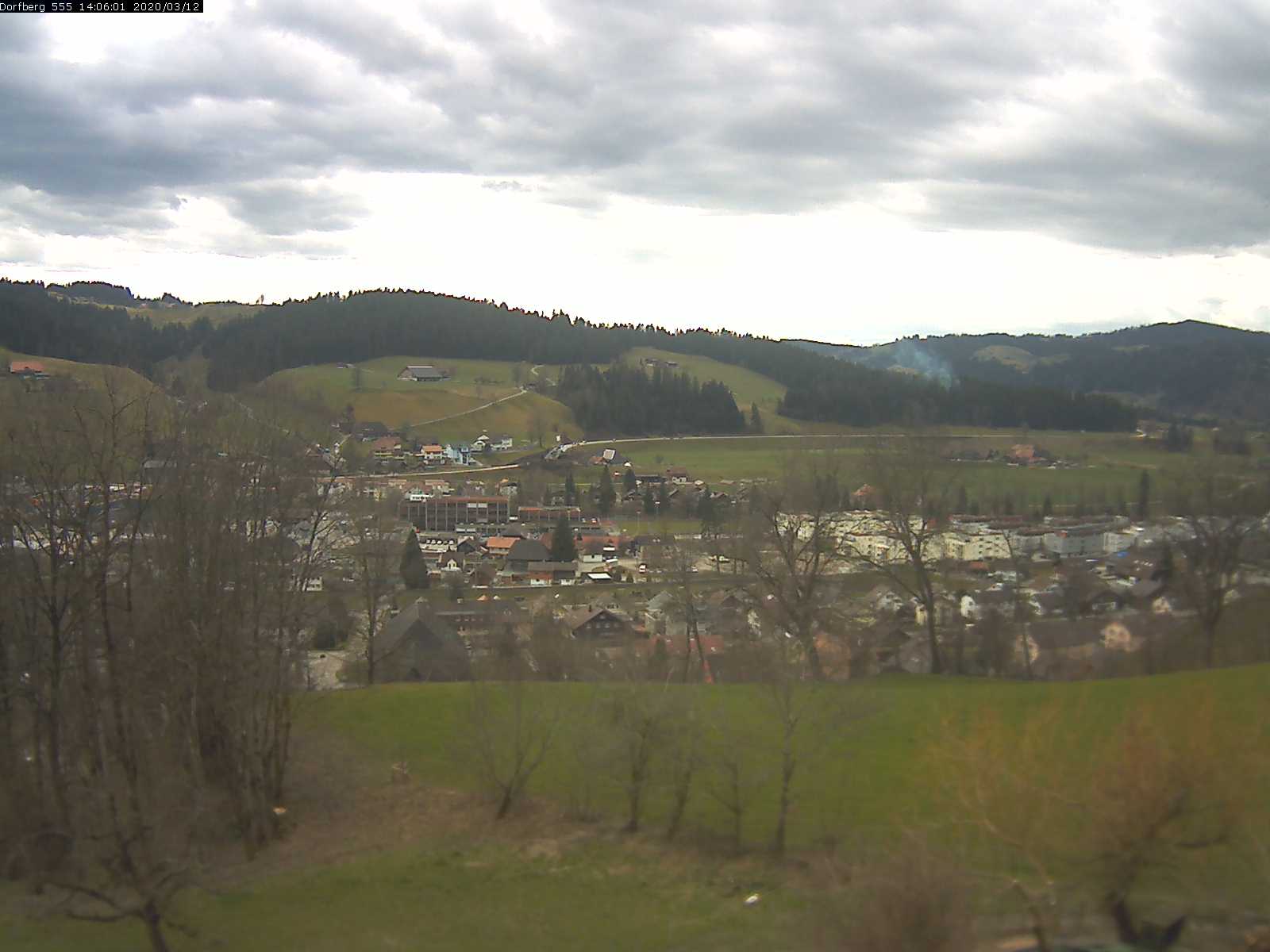 Webcam-Bild: Aussicht vom Dorfberg in Langnau 20200312-140601
