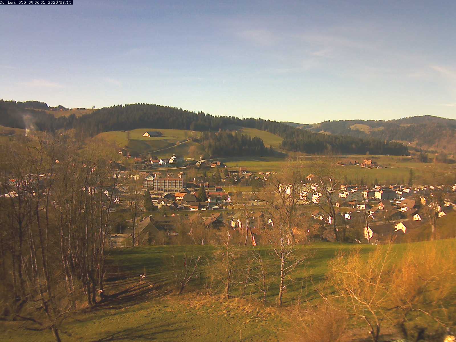 Webcam-Bild: Aussicht vom Dorfberg in Langnau 20200315-090601