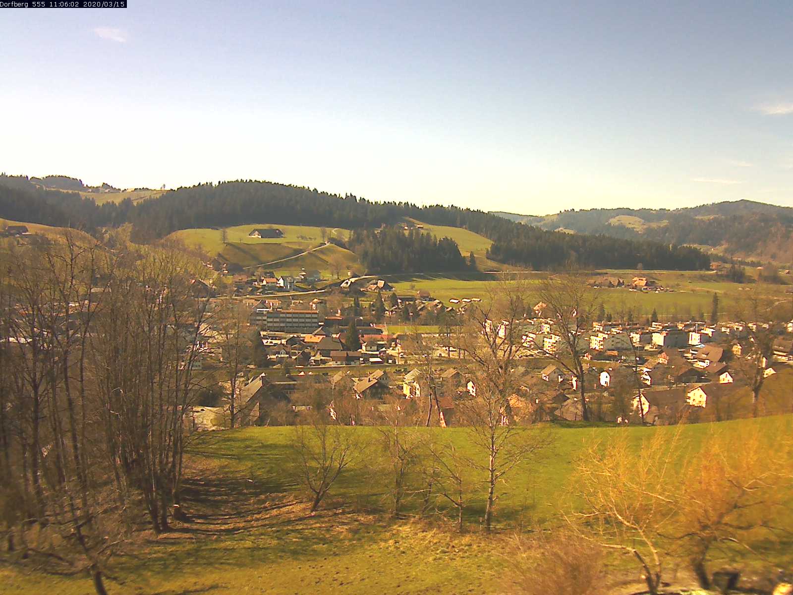 Webcam-Bild: Aussicht vom Dorfberg in Langnau 20200315-110601