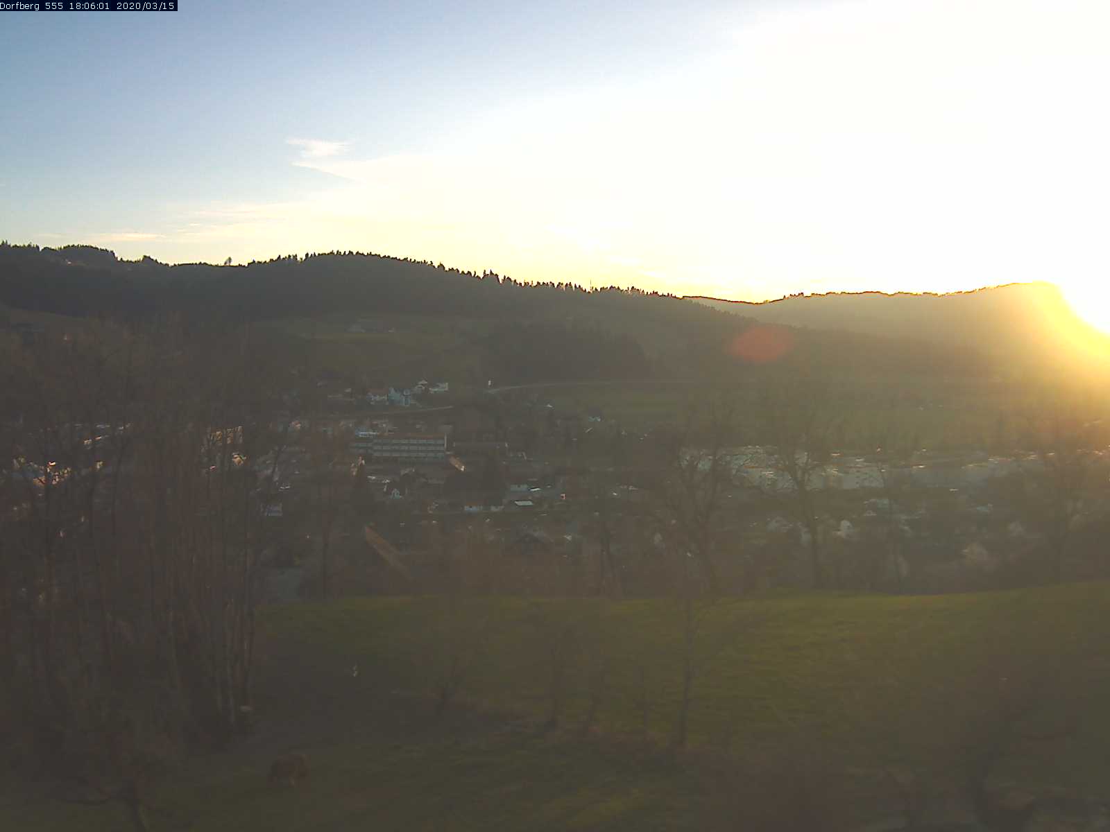 Webcam-Bild: Aussicht vom Dorfberg in Langnau 20200315-180601
