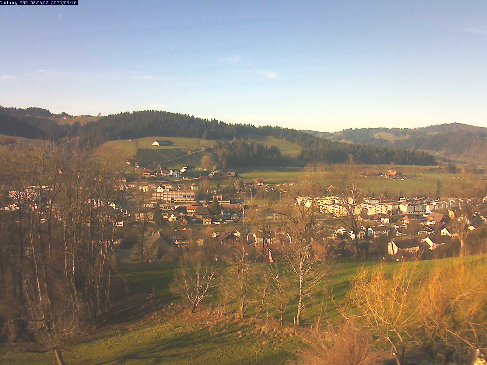 Webcam-Bild: Aussicht vom Dorfberg in Langnau 20200316-080601