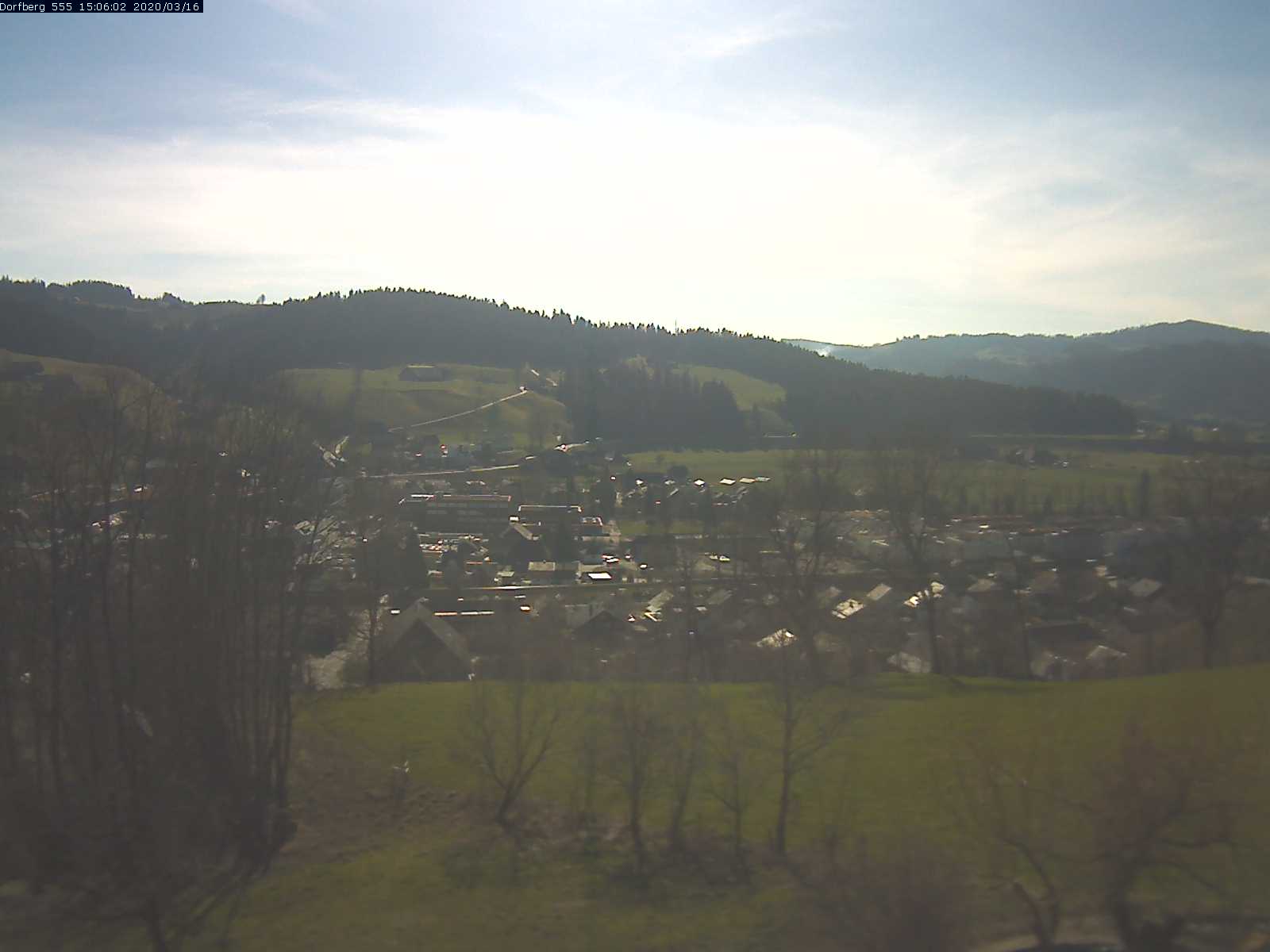 Webcam-Bild: Aussicht vom Dorfberg in Langnau 20200316-150601