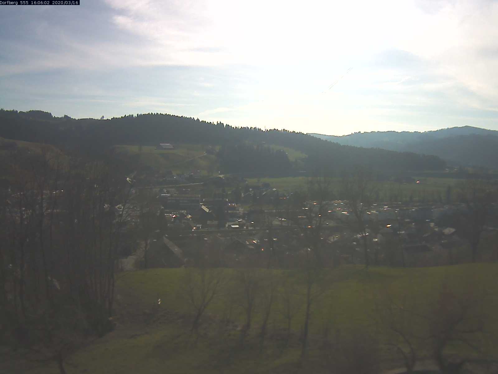 Webcam-Bild: Aussicht vom Dorfberg in Langnau 20200316-160601
