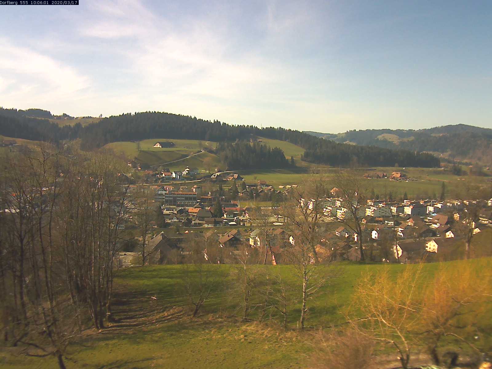 Webcam-Bild: Aussicht vom Dorfberg in Langnau 20200317-100601